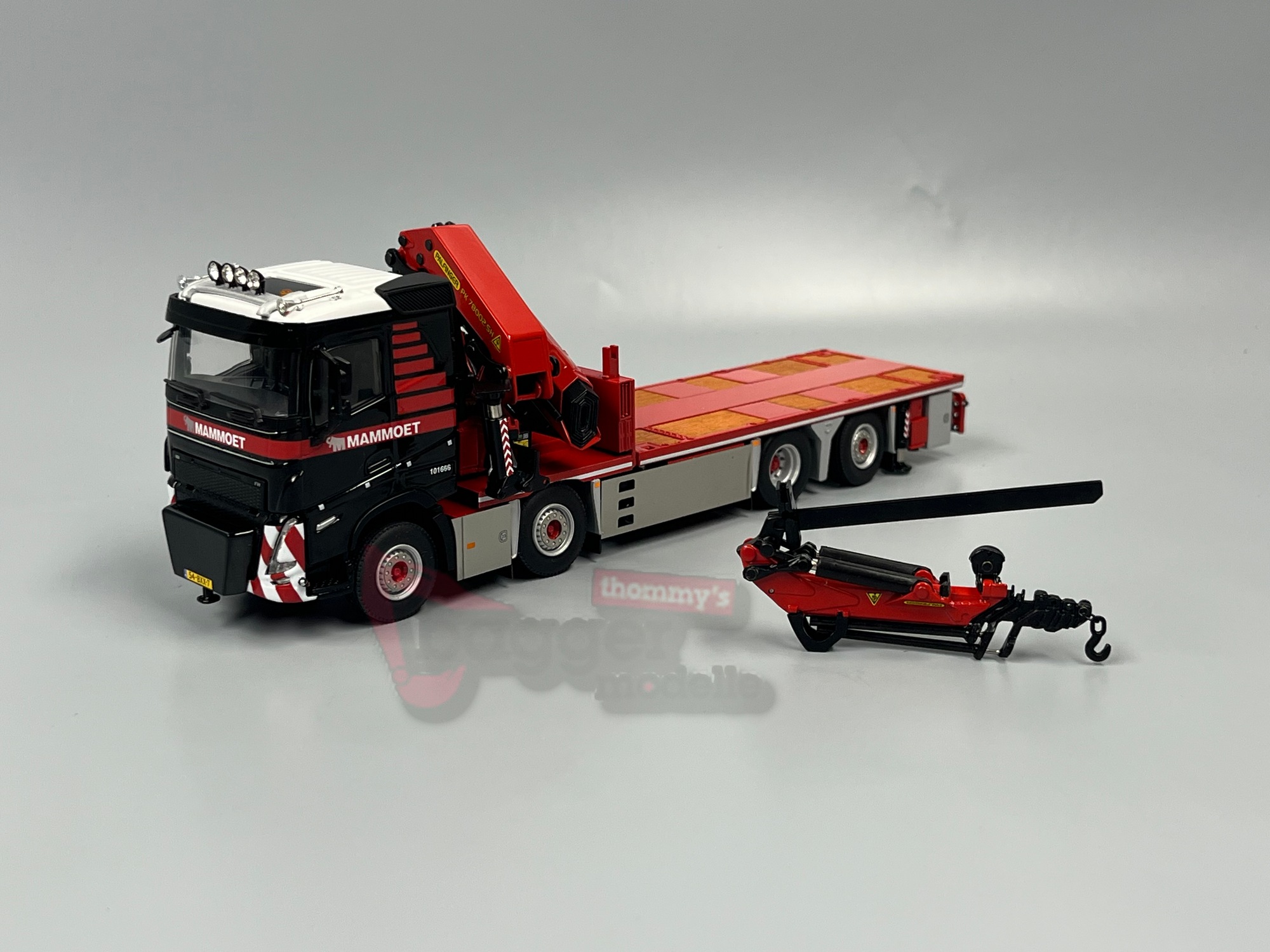 410323 -WSI - VOLVO FH 5 Schlafkabine Pritschenwagen 8x2 Nachlaufachse mit Palfinger PK 78002 SH + JIB "Mammoet"