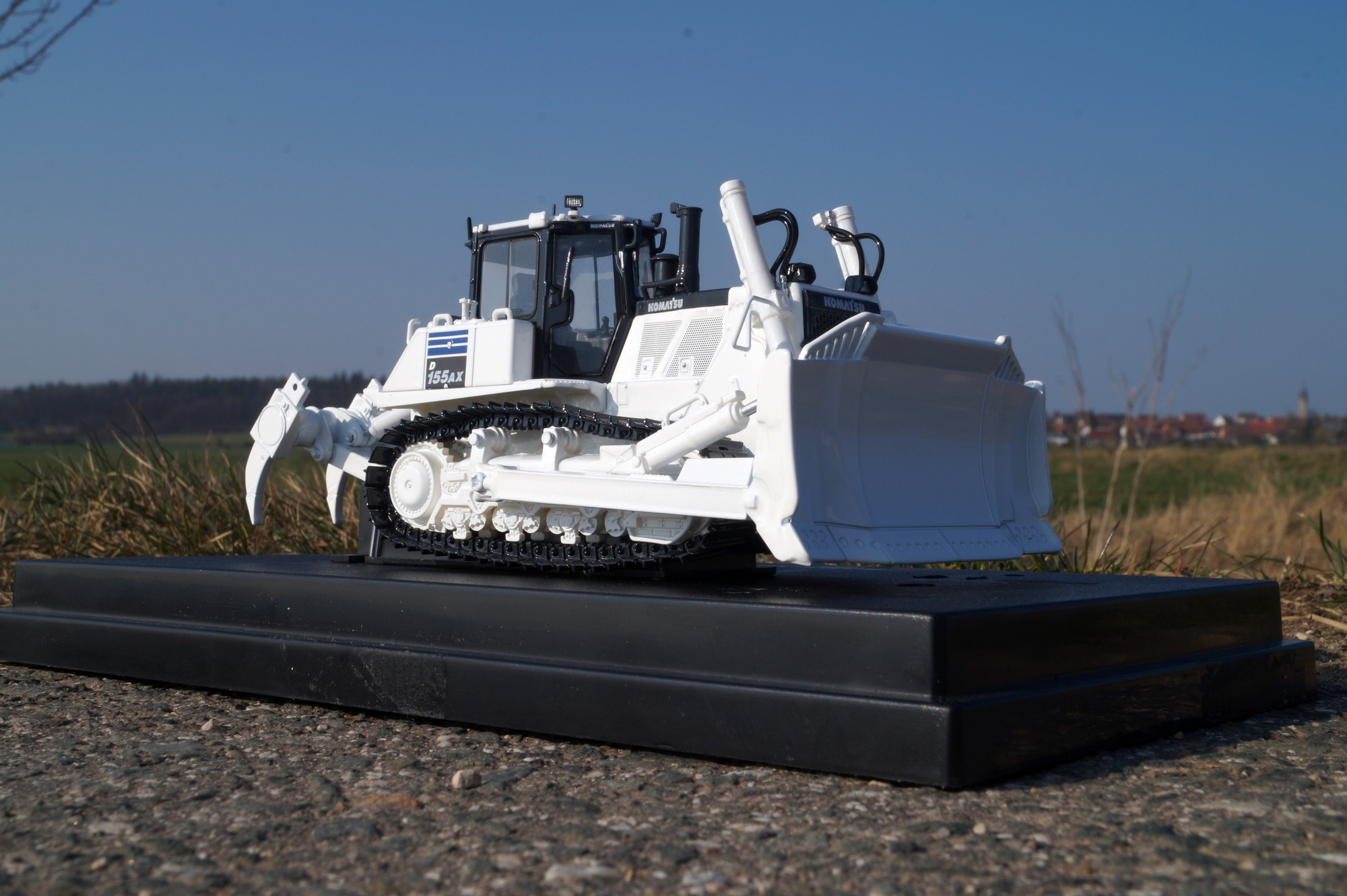 8159 - UH - Komatsu D 155AX-7 Planierraupe  weiß