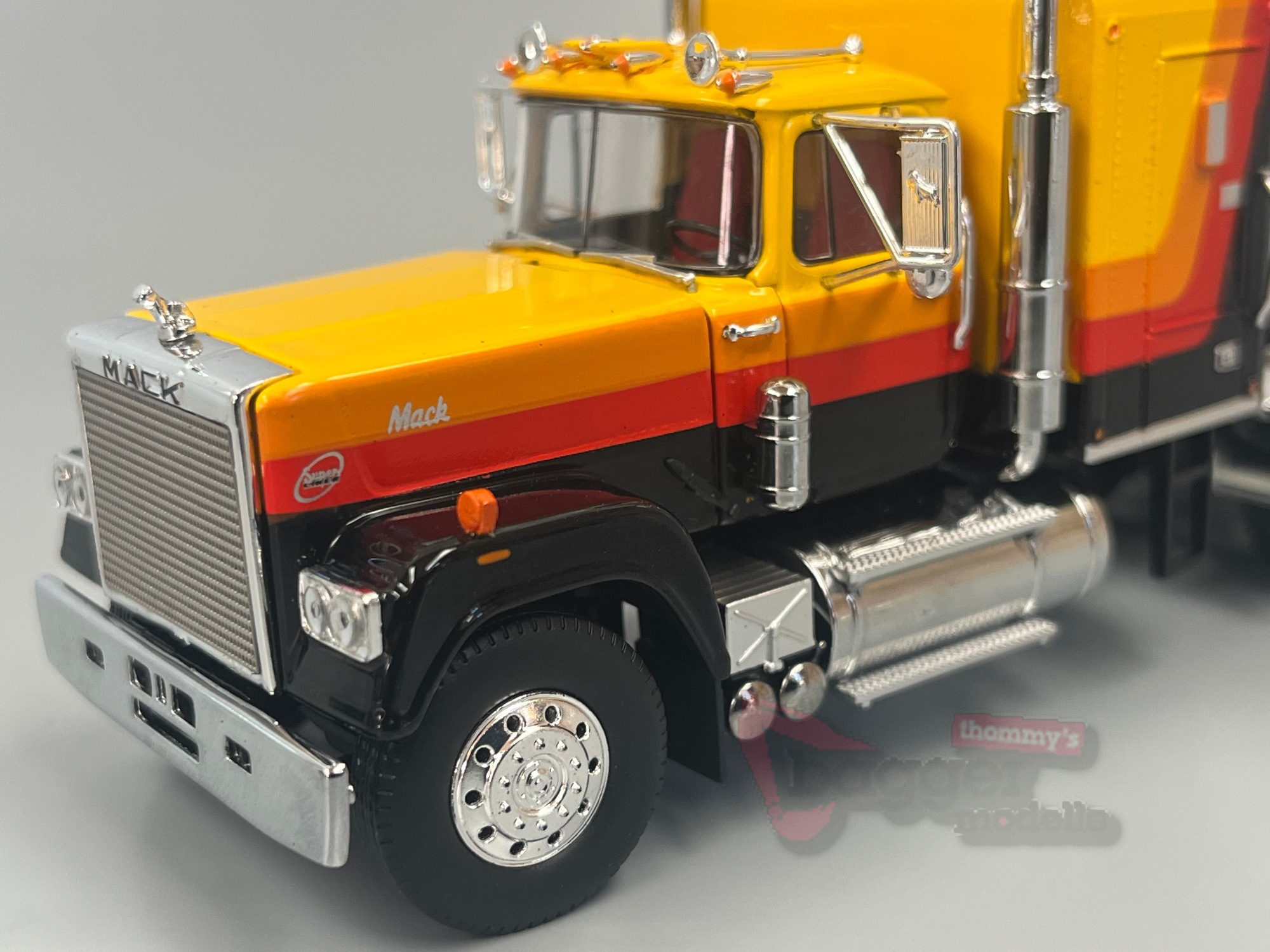 89357 - Tekno - MACK Super Liner 3achs Zugmaschine