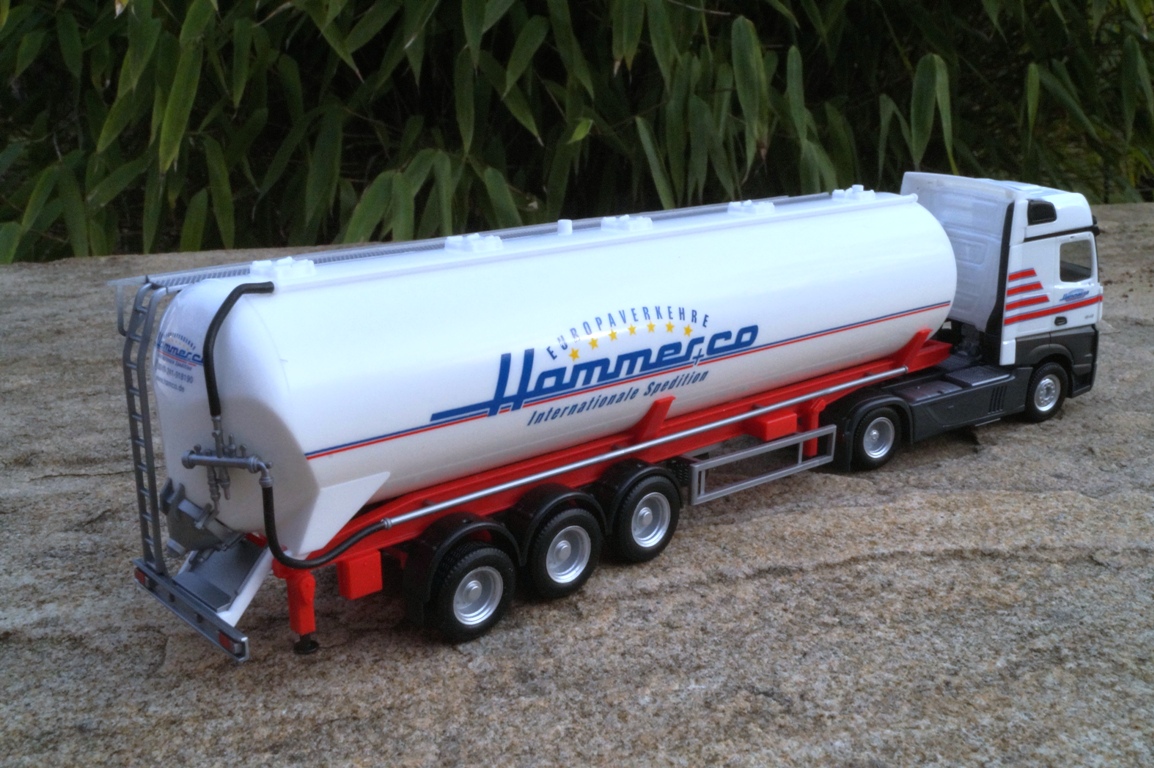 927543- - Herpa - Mercedes-Benz Actros BigSpace Silo-Sattelzug "Hammer Aachen"