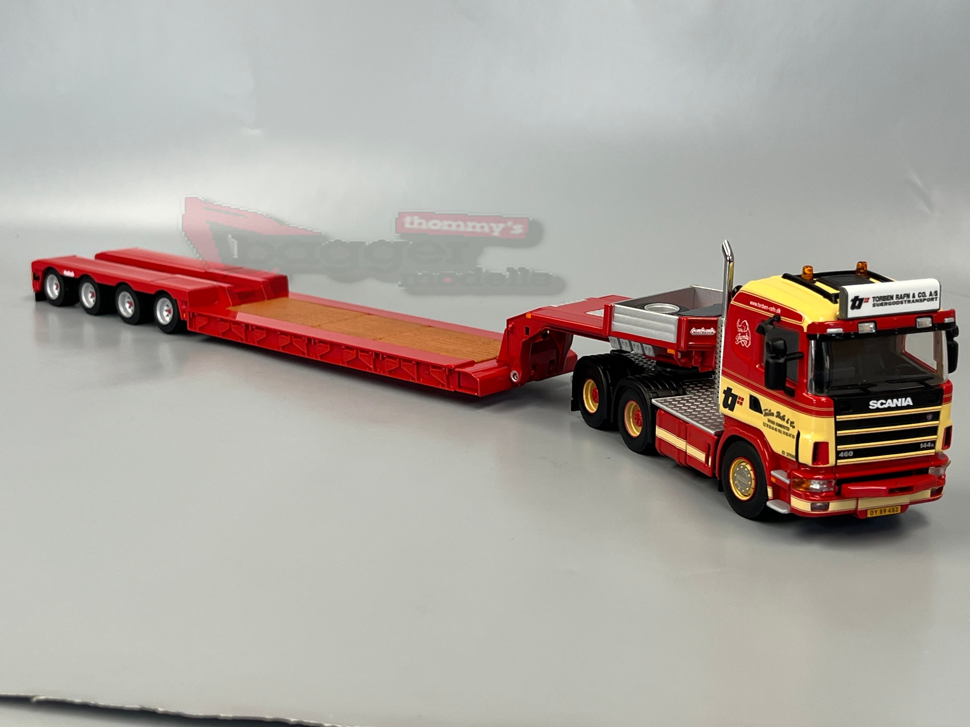 01-5032 - WSI - Scania 144C 6x4 mit 4achs Tieflader - Torben Rafn - DK