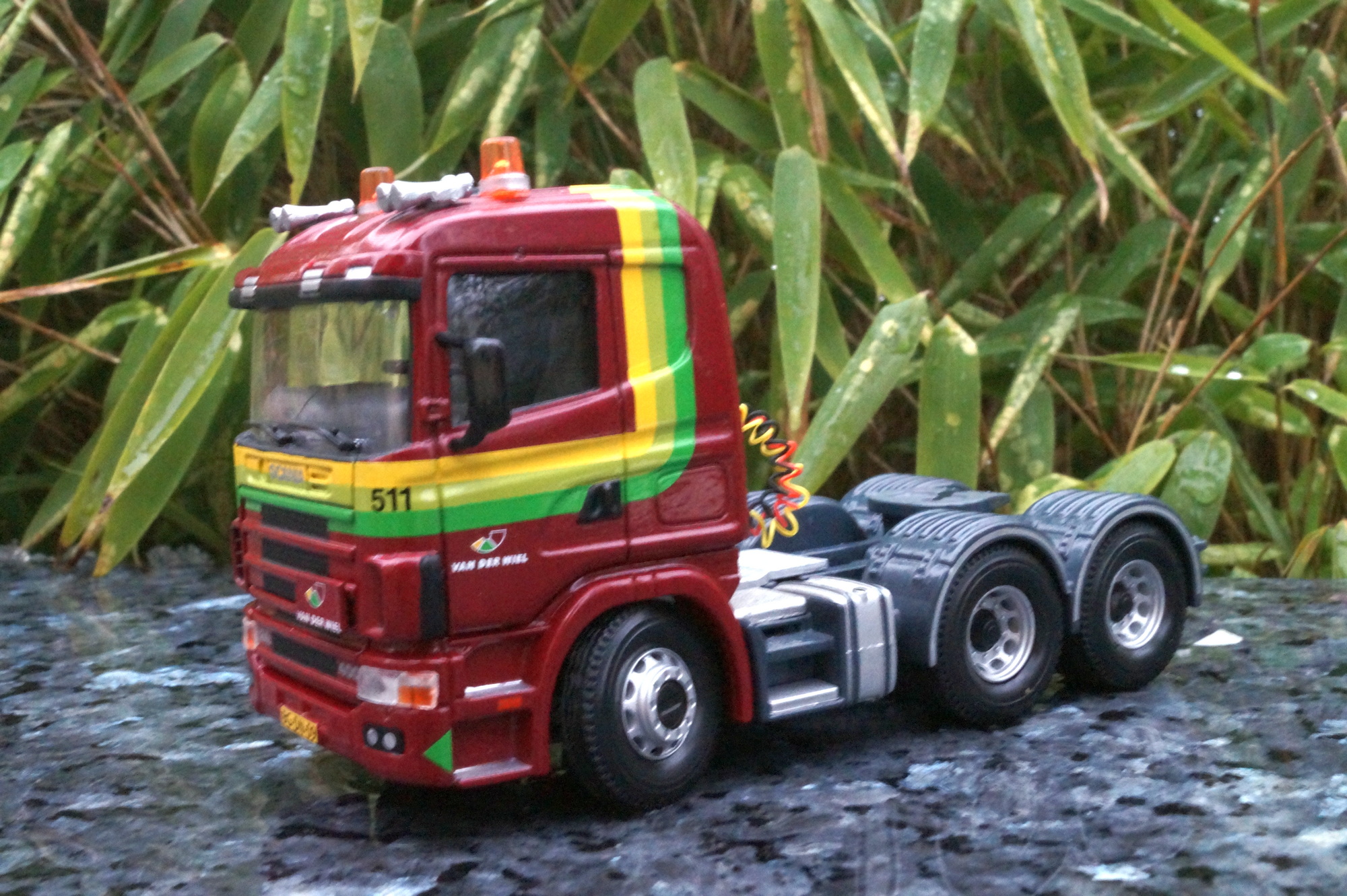 Scania 3achs Zugmaschine "Van der Wiel"