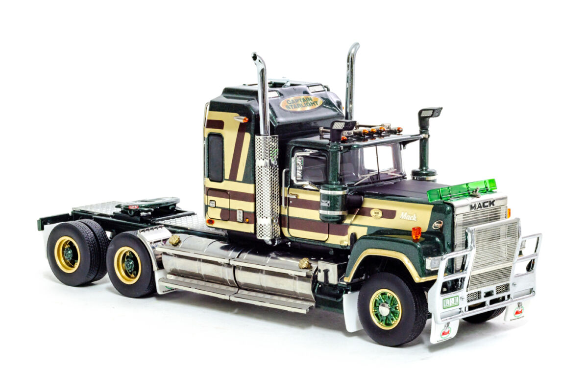 Z88011 - Drake - Mack Bicentennial Super Liner 3achs Zugmaschine "Capitain Starlight"