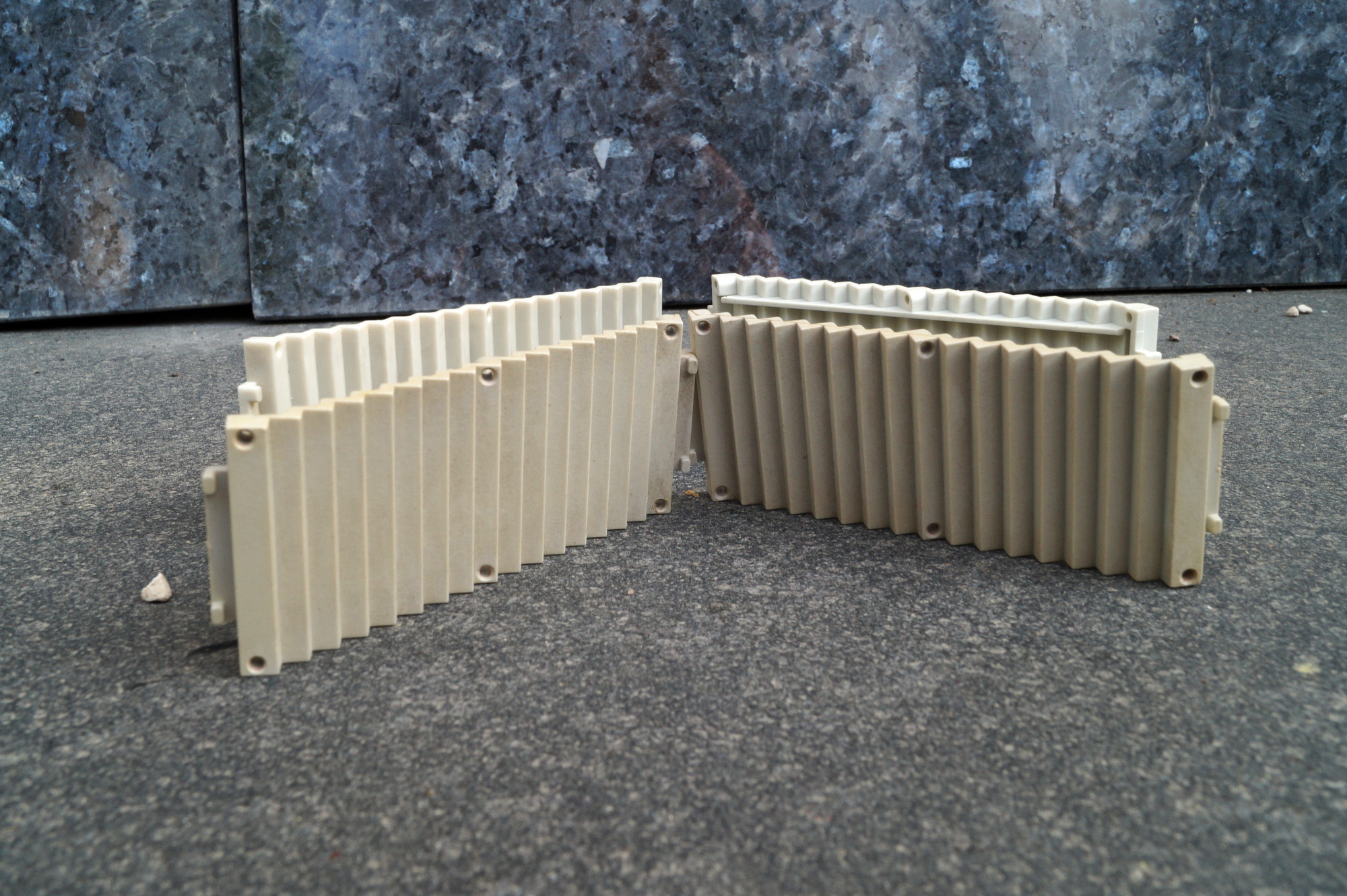 Zubehör 4x Platten aus Kunstoff Länge 10cm Breite 4cm