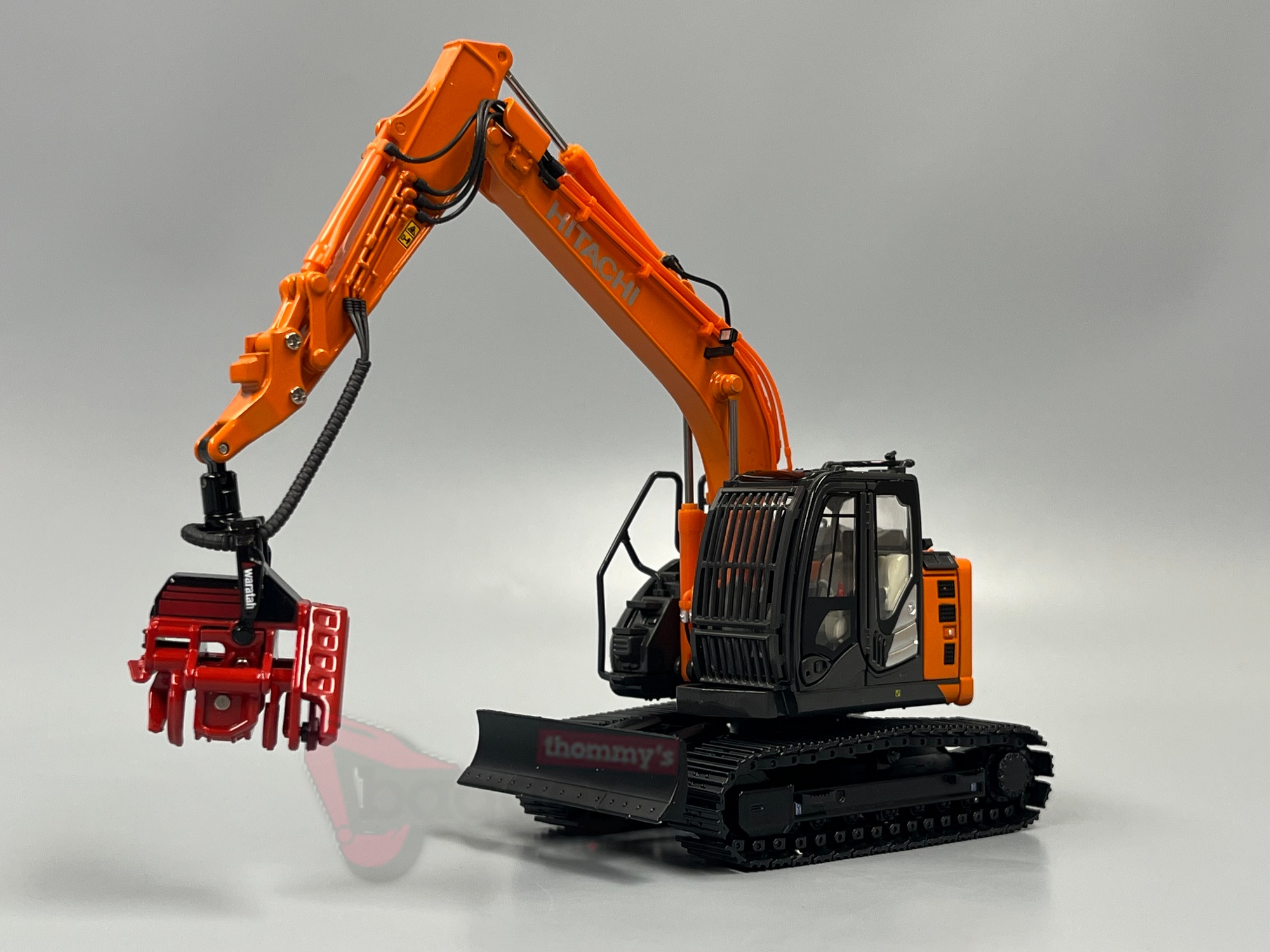 30147-1 -Replicars - Hitachi Kurzheckbagger ZX 135US-6 mit Prozessor