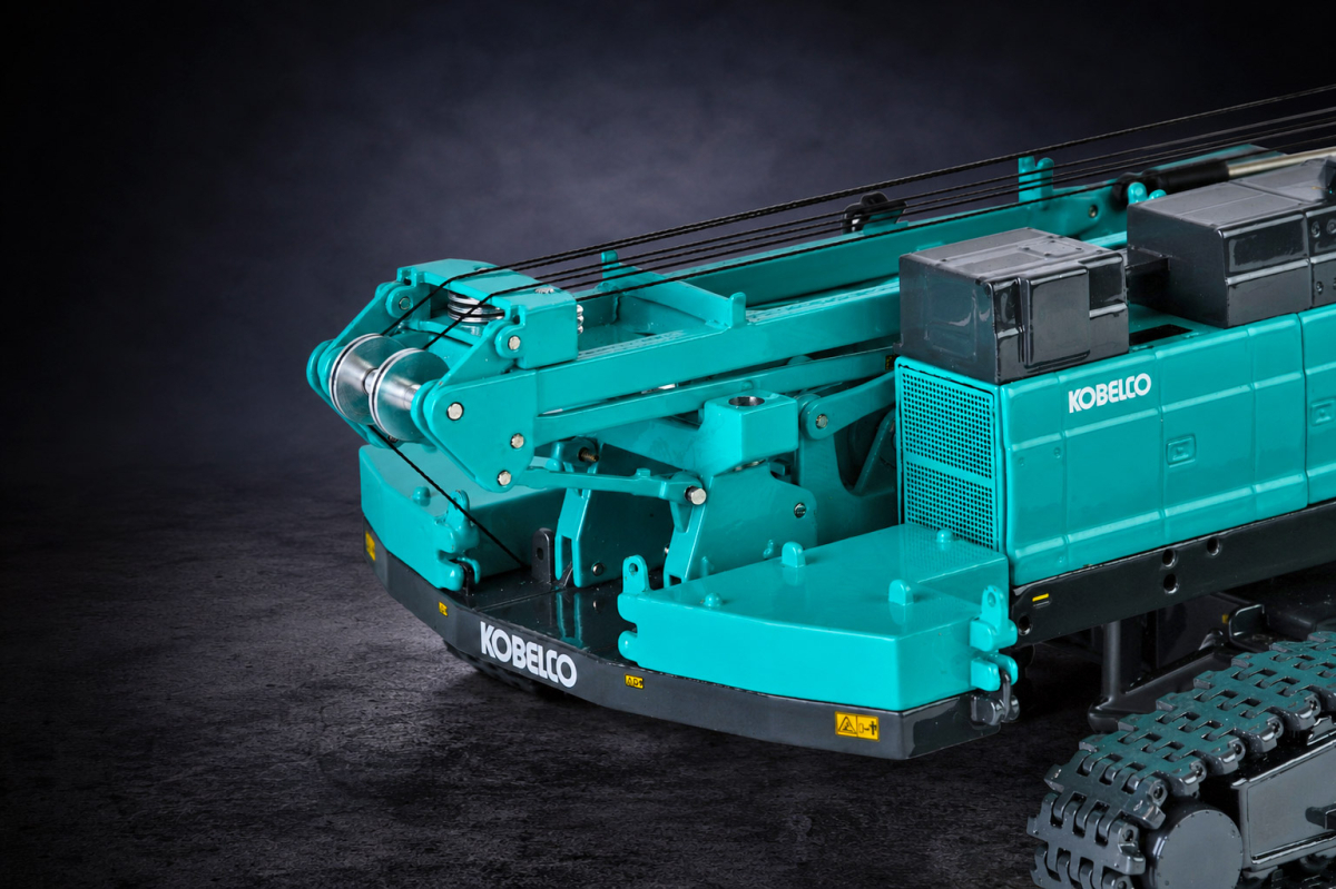 31-0323 - IMC - Kobelco CKE 1350G Gittermastraupenkran