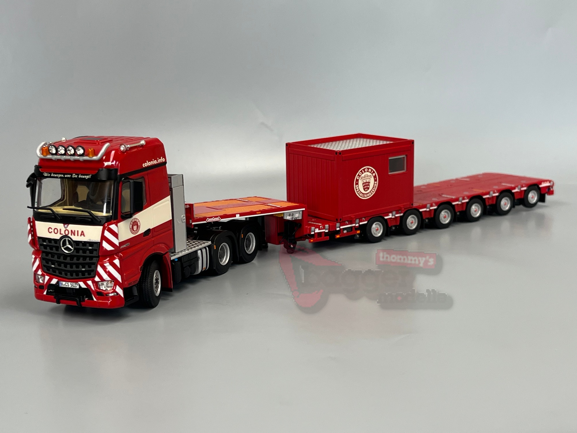 01-5018 - WSI - Mercedes Benz Arocs BigSpace 6x4 mit 6achs Manoovr Tieflader - Colonia - DE
