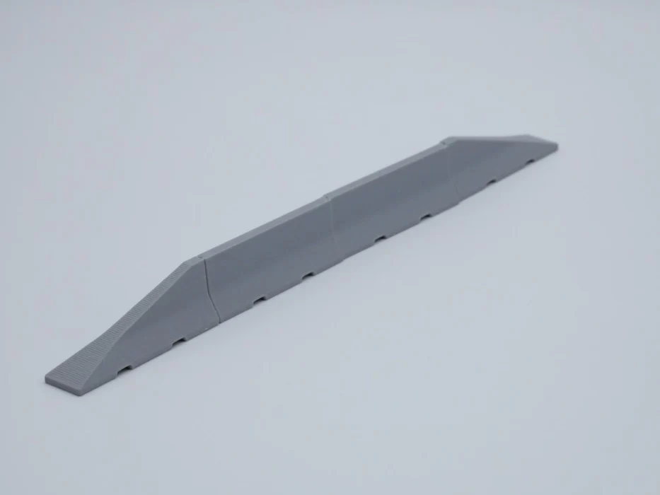 150412 - 3D-Druckfactory - Betonschutzwand / Betonleitwand - Maßstab 1:50 - Absenker / Anfangsstück / Endstück