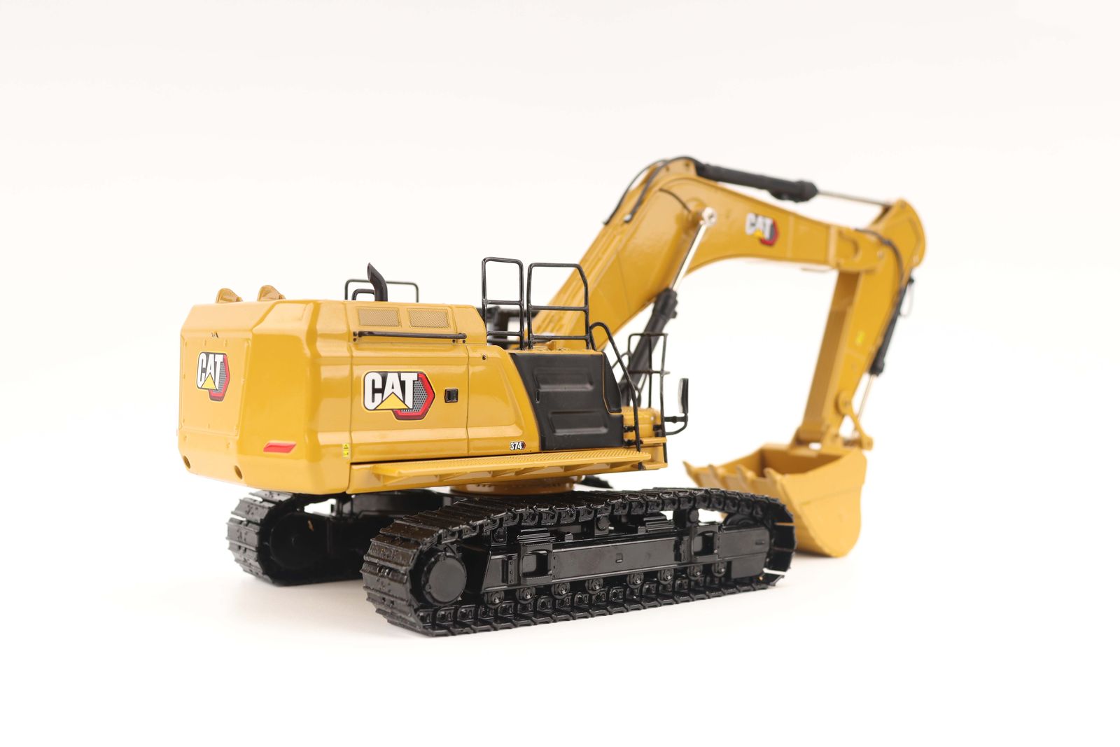 85793 - DCM - CAT 374 Hydraulikbagger 