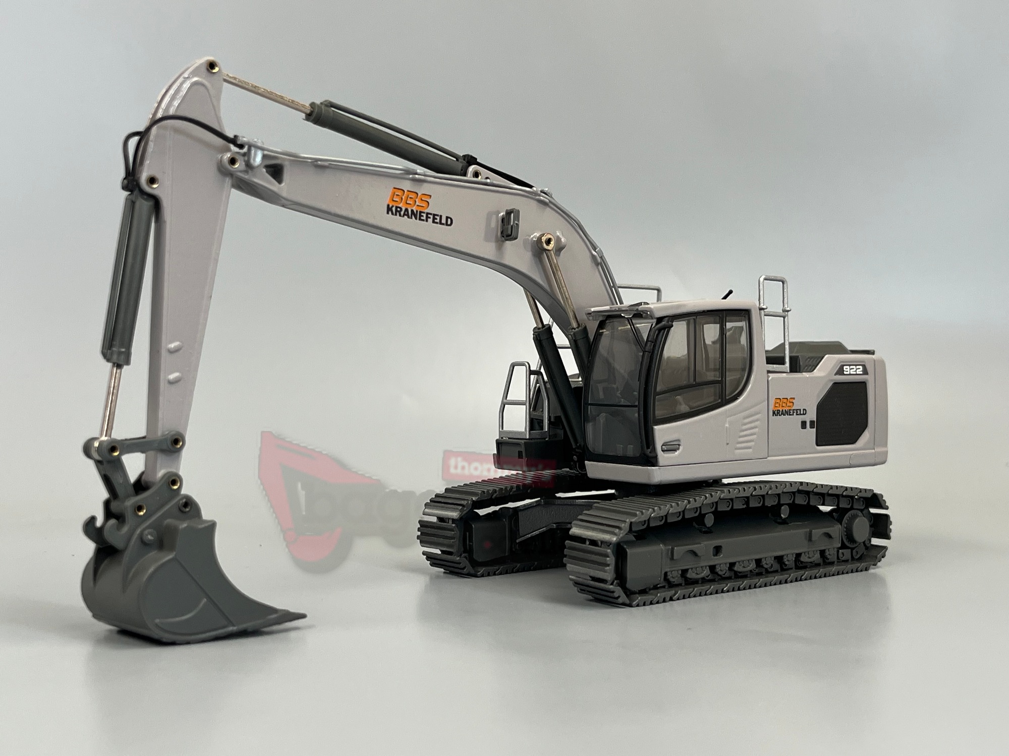 2214-12 -Conrad - Liebherr R22 V Hydraulikbagger "Kranefeld"