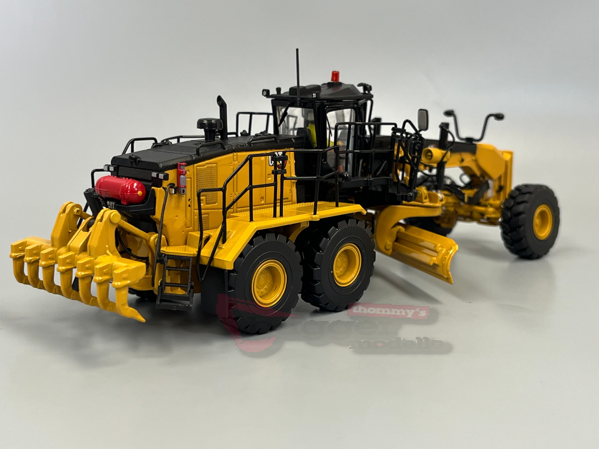 85521 -DCM - CAT 18 Motorgrader "Next Generation"