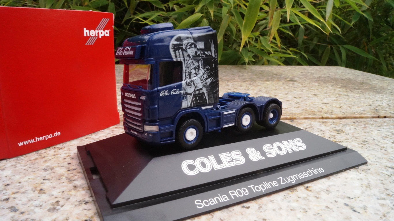 110792 - Herpa -Scania R TL 6x2 Zugmaschine "Coles & Sons customs" (GB)