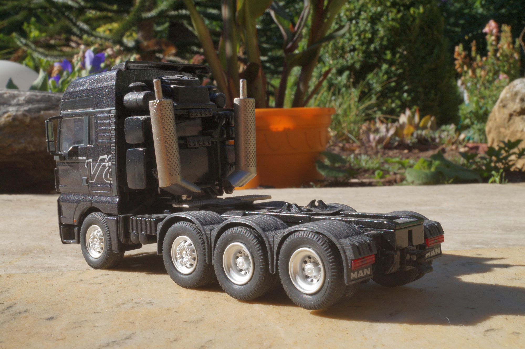 MAN TGX V8 4achs Schwerlastzugmaschine