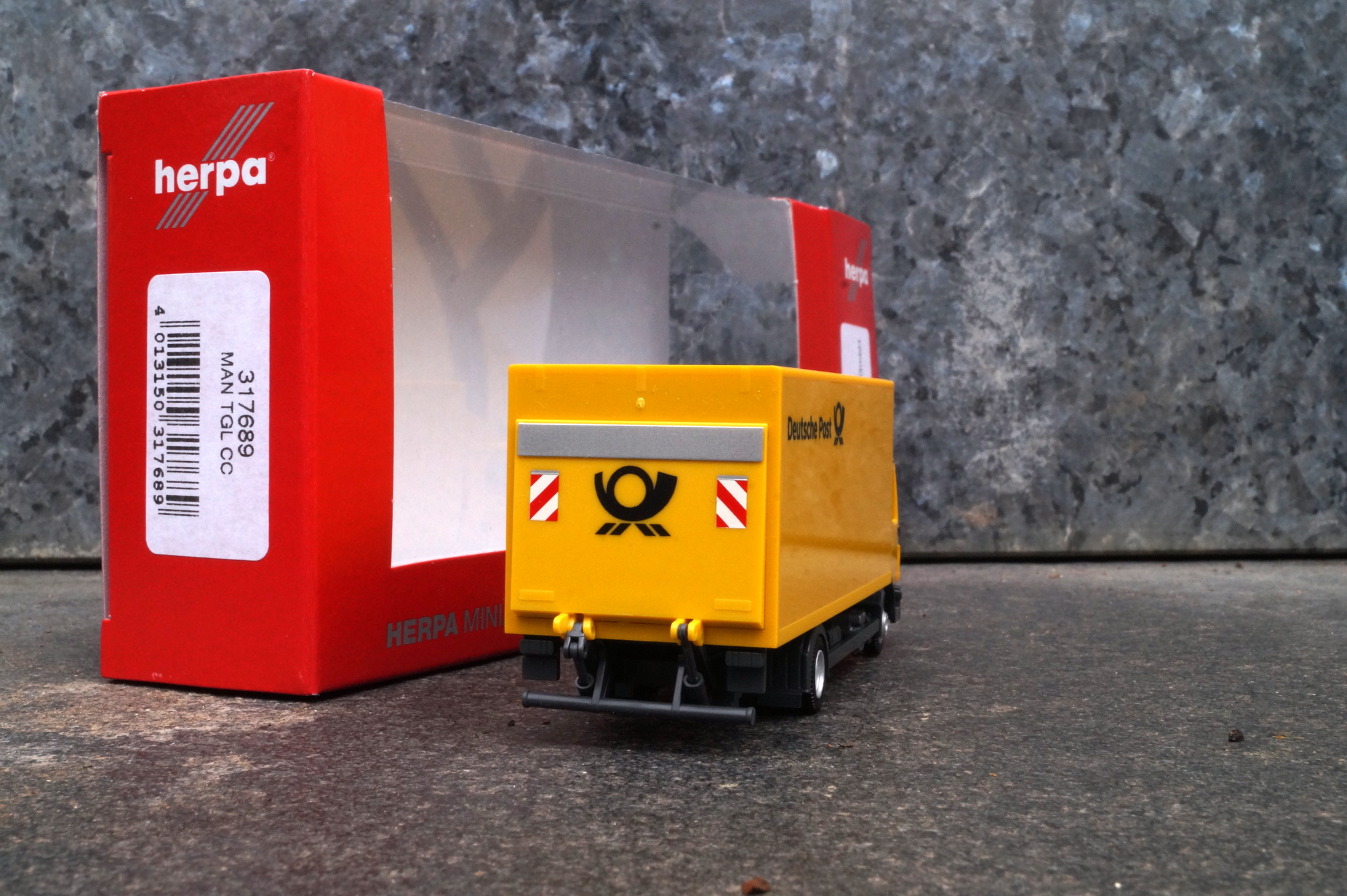  317689 - Herpa - MAN TGL Koffer-LKW mit Ladebordwand "Post"