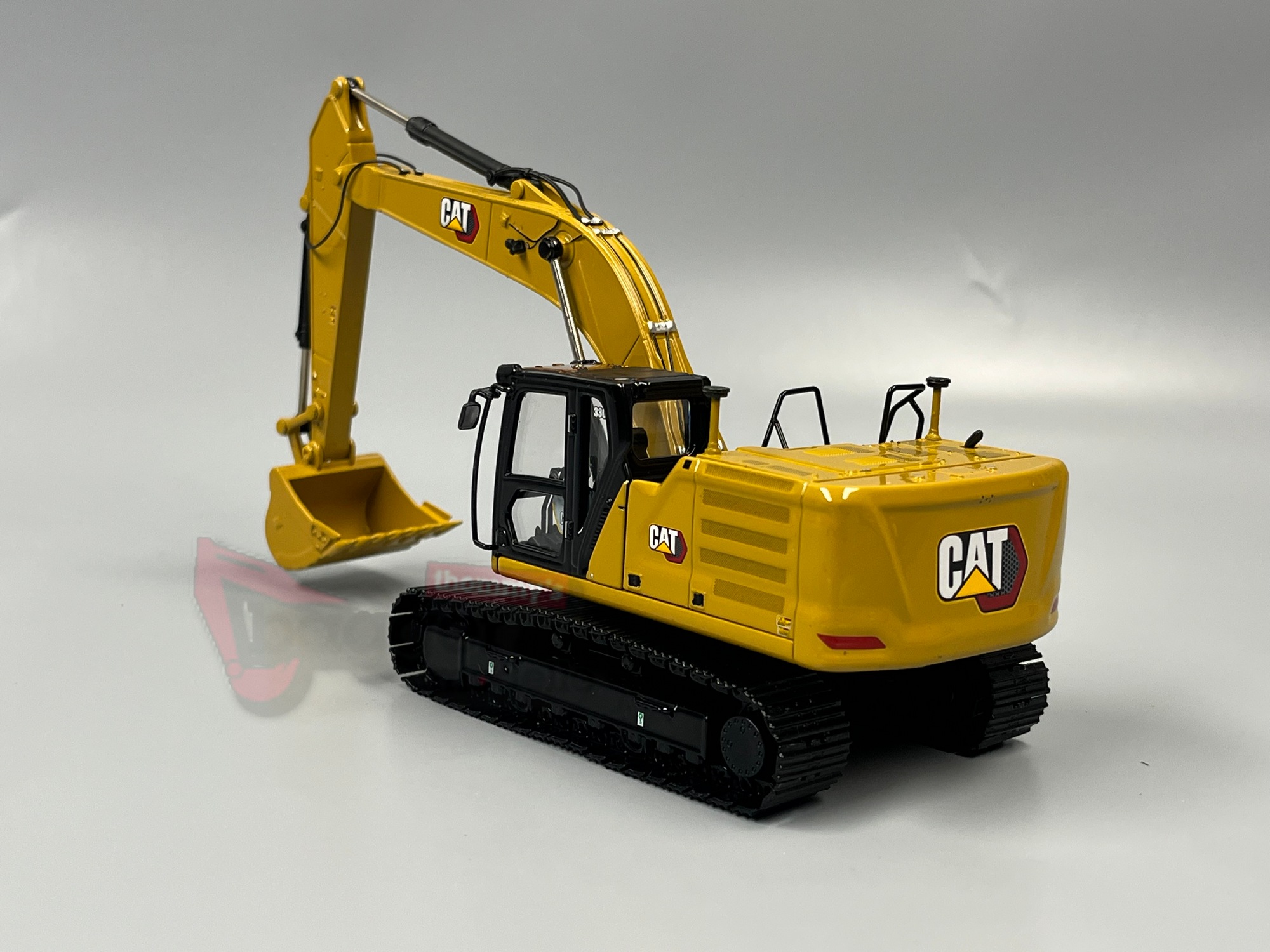 85585 - DCM - CAT 330 Hydraulikbagger "Next Generation"