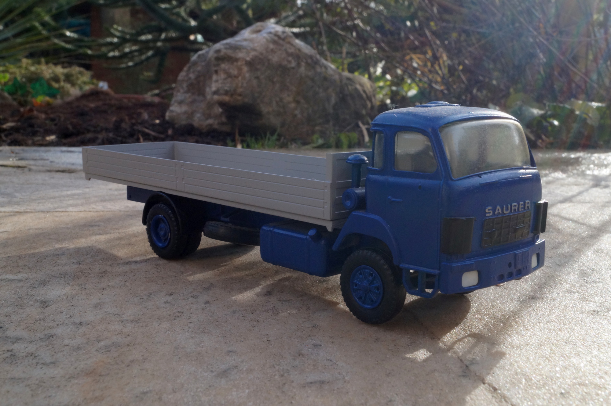 Saurer 2achs Pritschen LKW