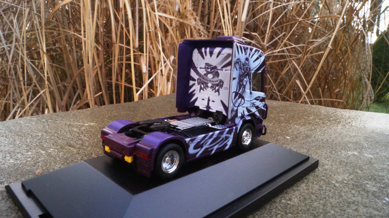 110754 - Herpa - Scania R Zugmaschine "Silver Surfer / ML Transporte"