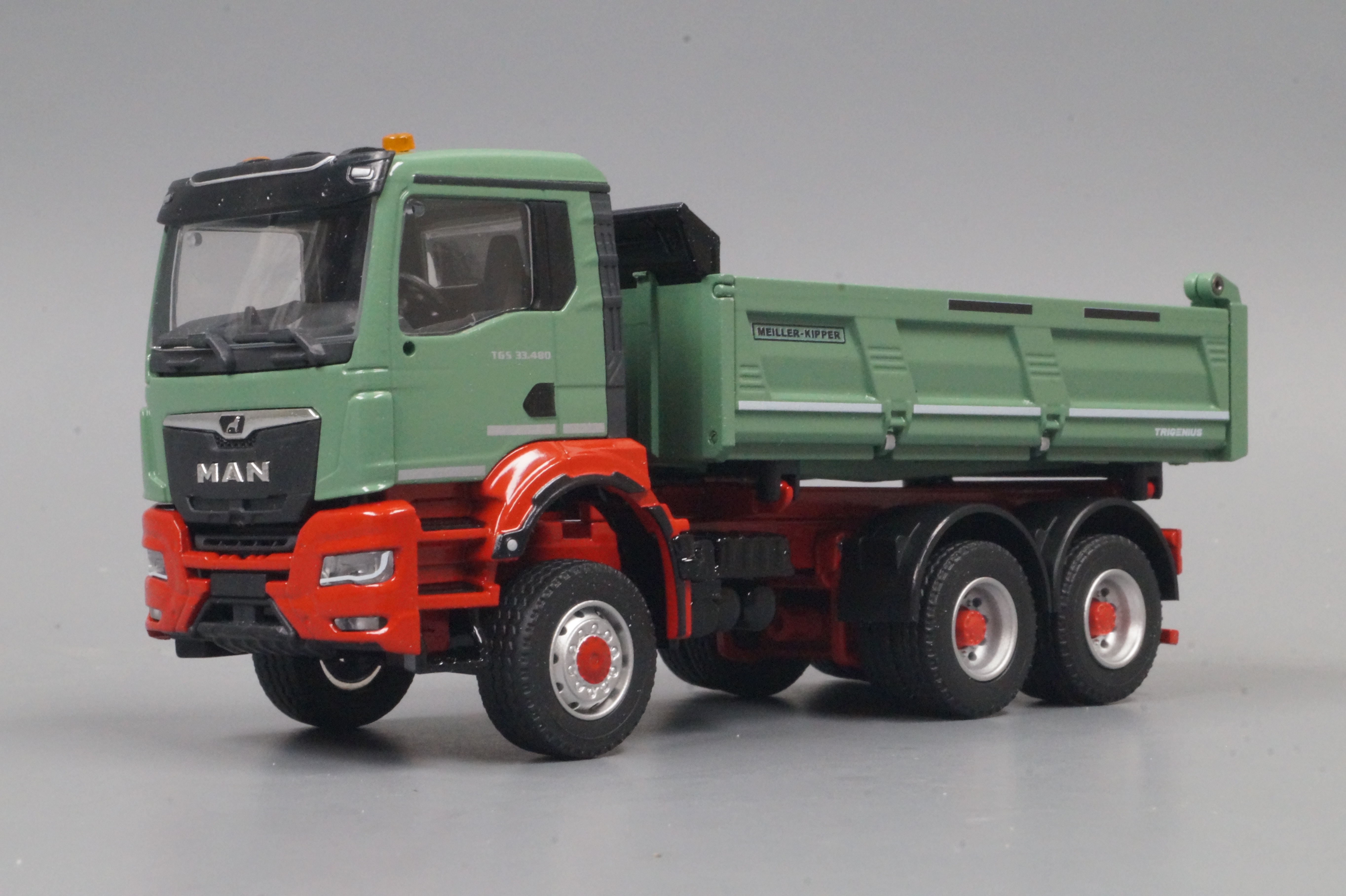 81254-3 -Conrad  MAN TGS NN Meiler Trigenius D 316 Kipper grün