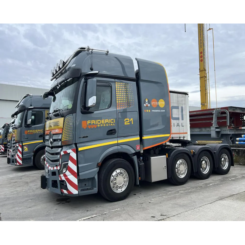 90417 - Tekno - Mercedes-Benz Actros Gigaspace 8x4 mit 2+4 Tieflader - Friderici - CH