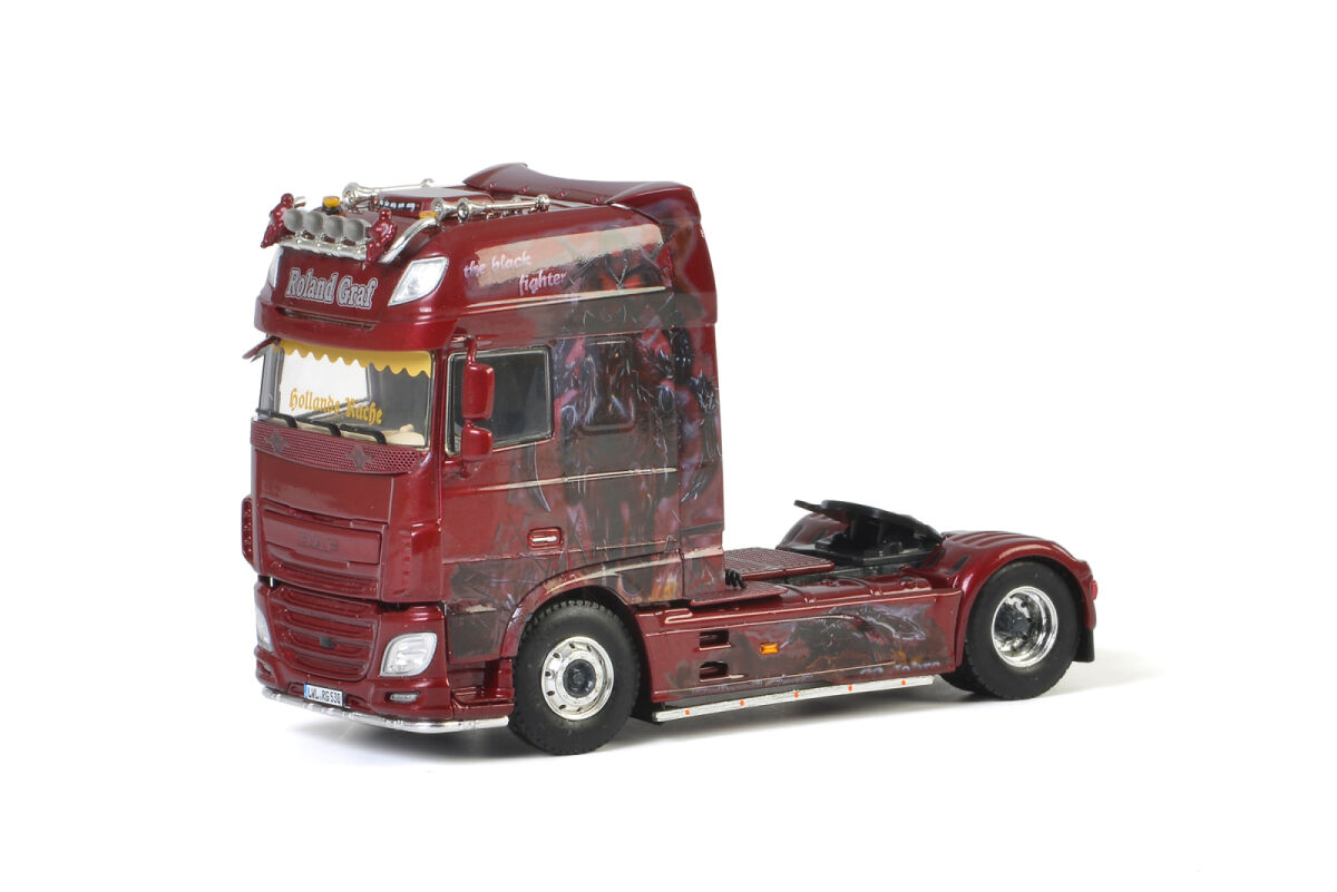 01-2753 -WSI -DAF XF SUPER SPACE CAB 2 achs Zugmaschine  "Roland Graf"