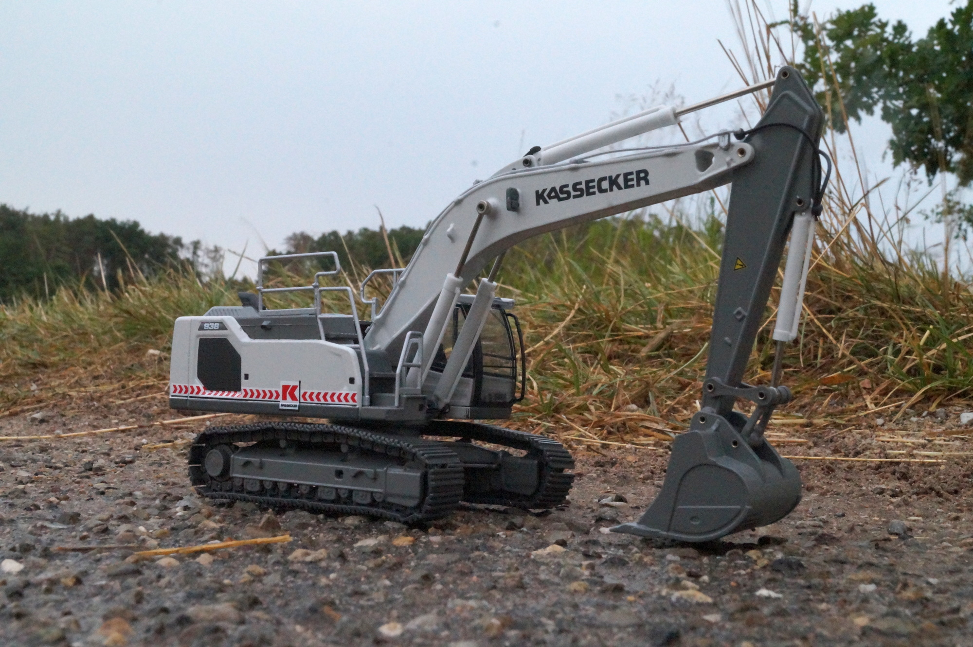 2215-6 - Thommys  - Liebherr R 938 V Hydraulikbagger  "Kassecker