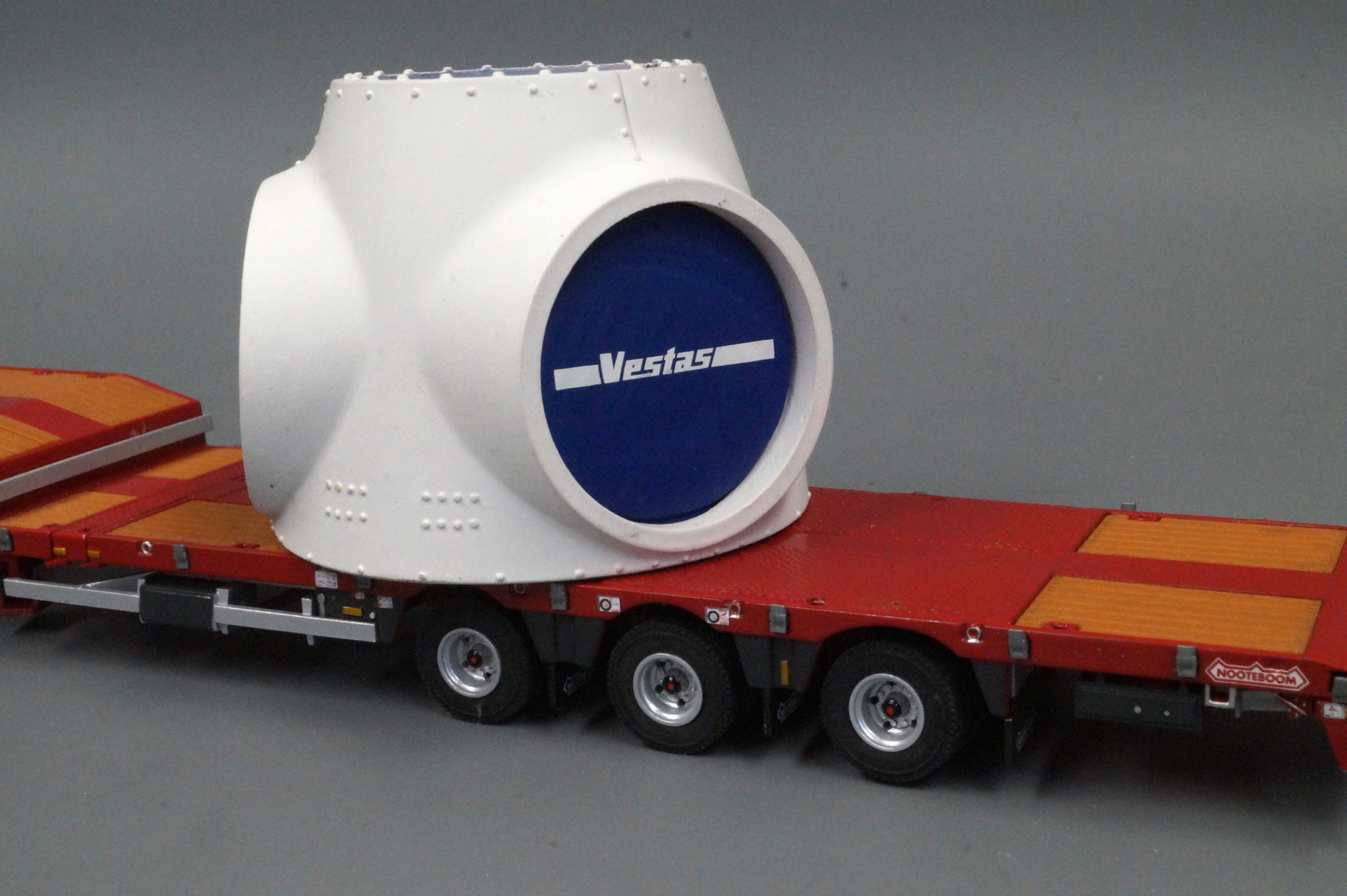 Zubehör  Windmühlen Nabe - Vestas -