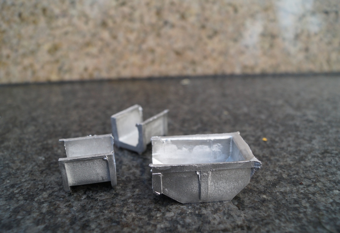 Zubehör  Abfallcontainer 3x aus Weißmetall