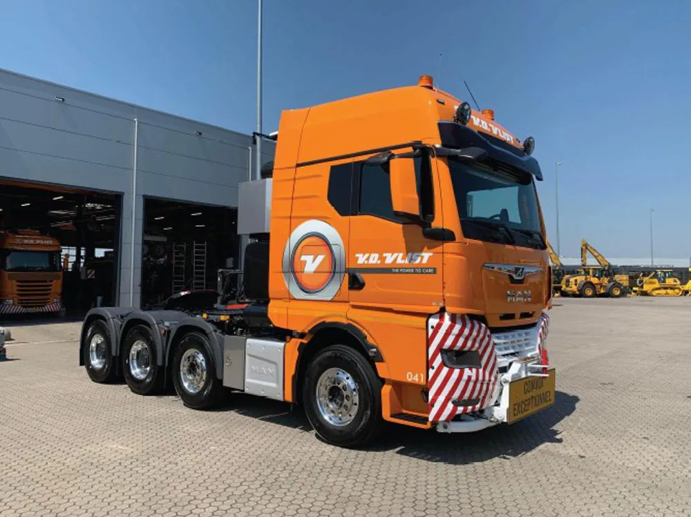 91633 - Tekno - MAN TGX GX 8x4 Schwerlastzugmaschine - Van der Vlist - NL