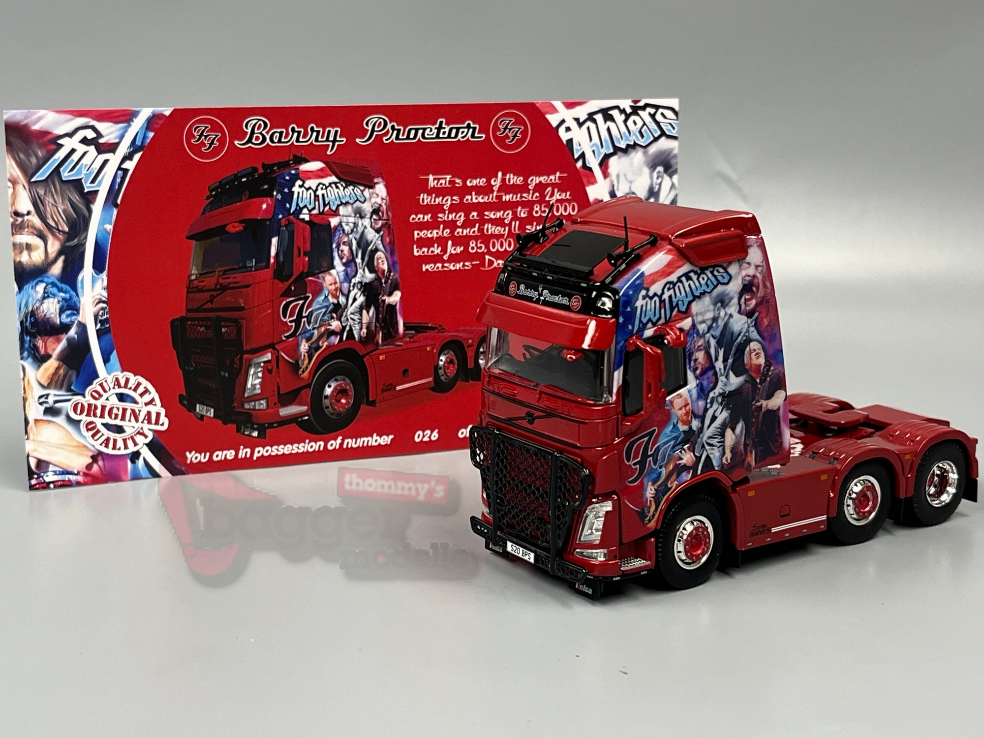86169 -Tekno - Volvo FH04 Globetrotter XL 6x2 Zugmaschine "  Barry Proctor - Foo Fighters - GB