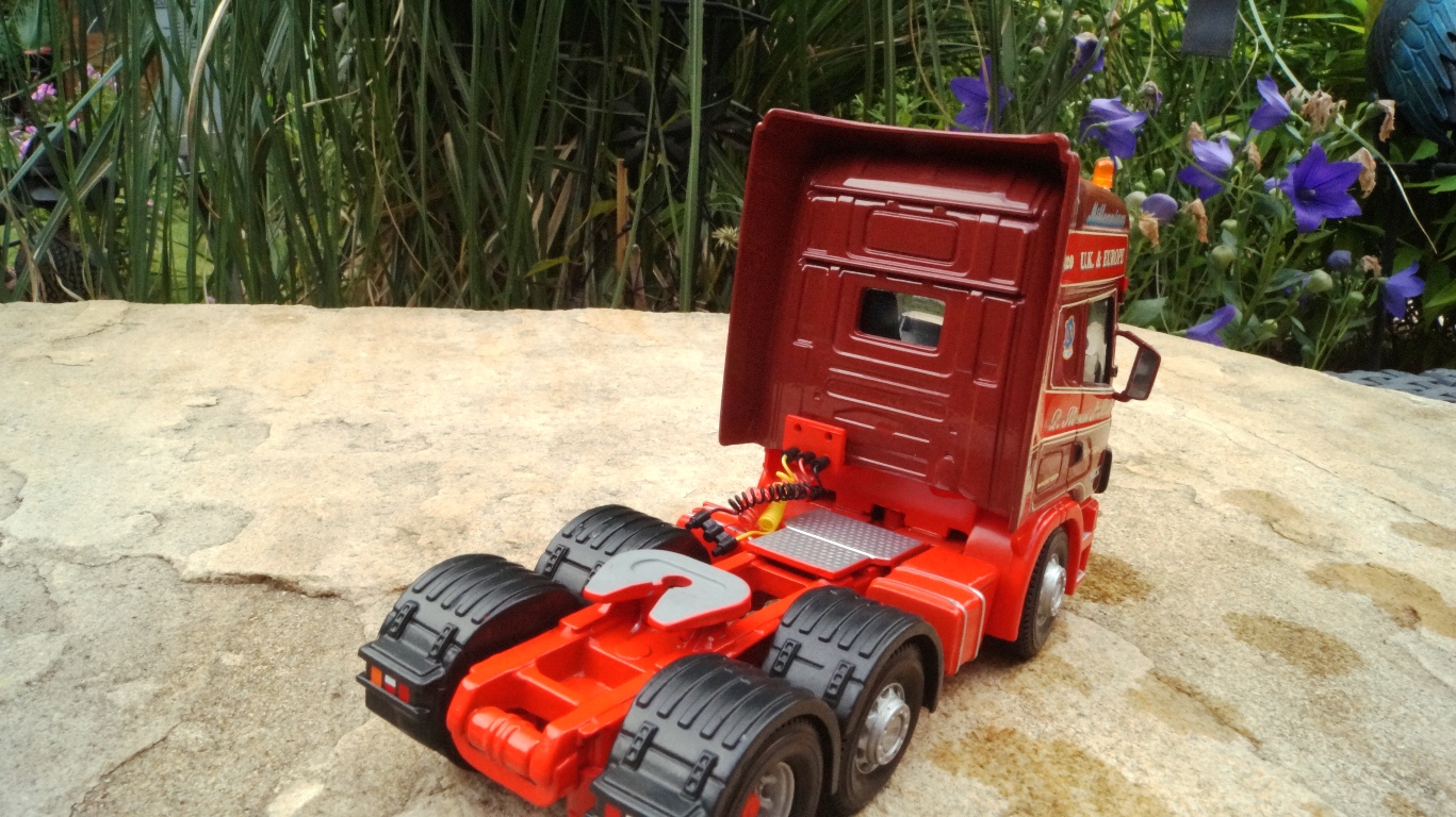 Scania 3achs Zugmaschine " D. Steven &Son WICK"