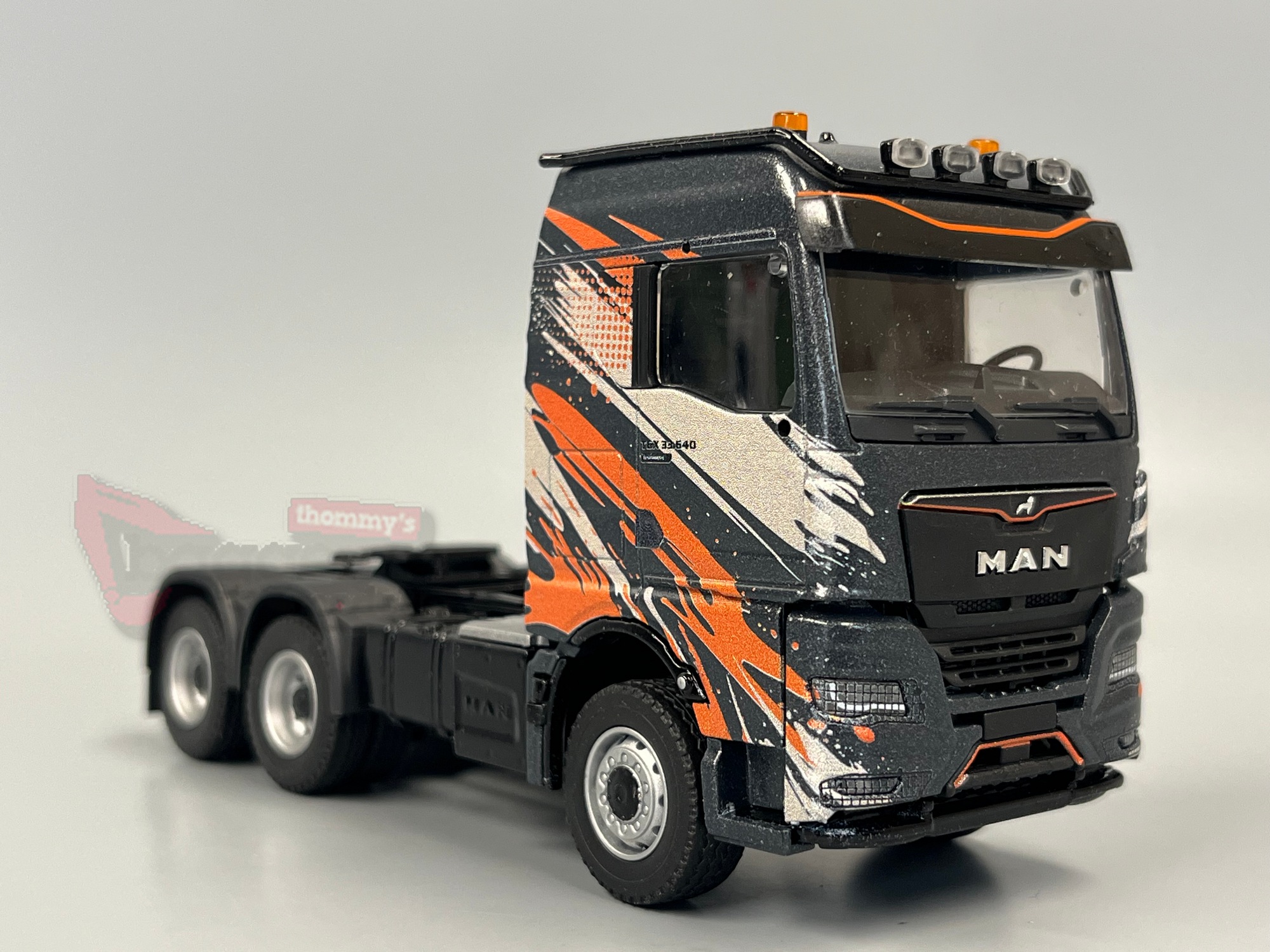 8005-1 -Conrad -MAN TGX GM 33.640 Schwerlast-Sattelzugmaschine