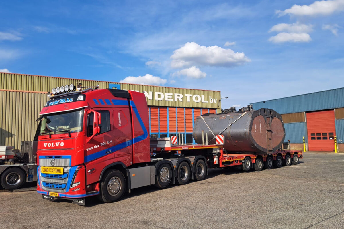 01-5304 -WSI - Volvo FH5 GL 4achs mit Manoovr Tieflader 6achs "Van der Tol"