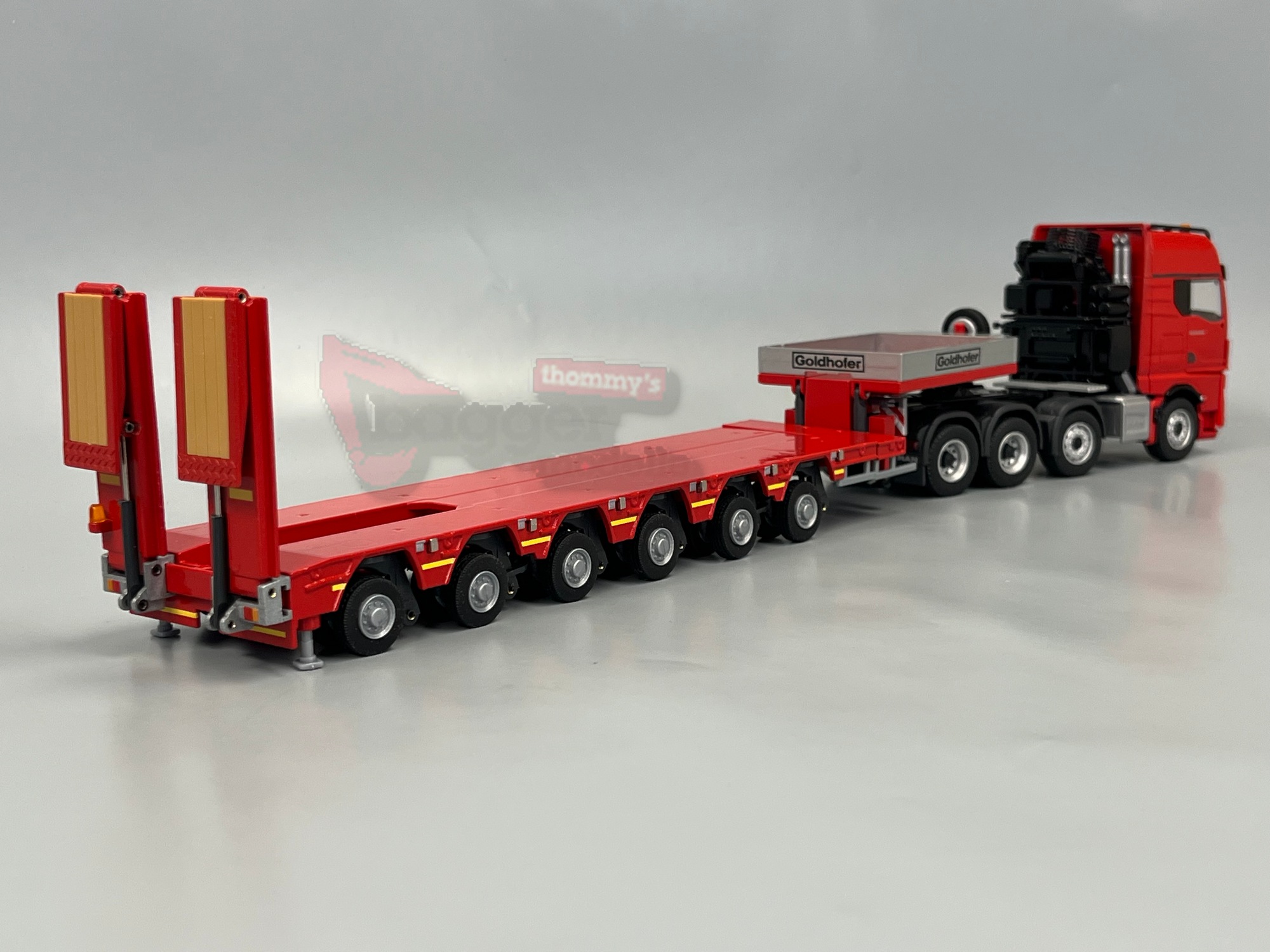 80256 -Conrad - MAN TG GX Schwerlastzugmaschine mit GOLDHOFER Arcus PK6 6achs Tieflader