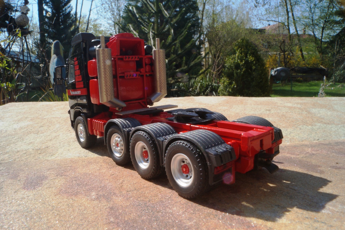 Volvo FH 12 4achs Schwerlastzugmaschine  "Mammoet"