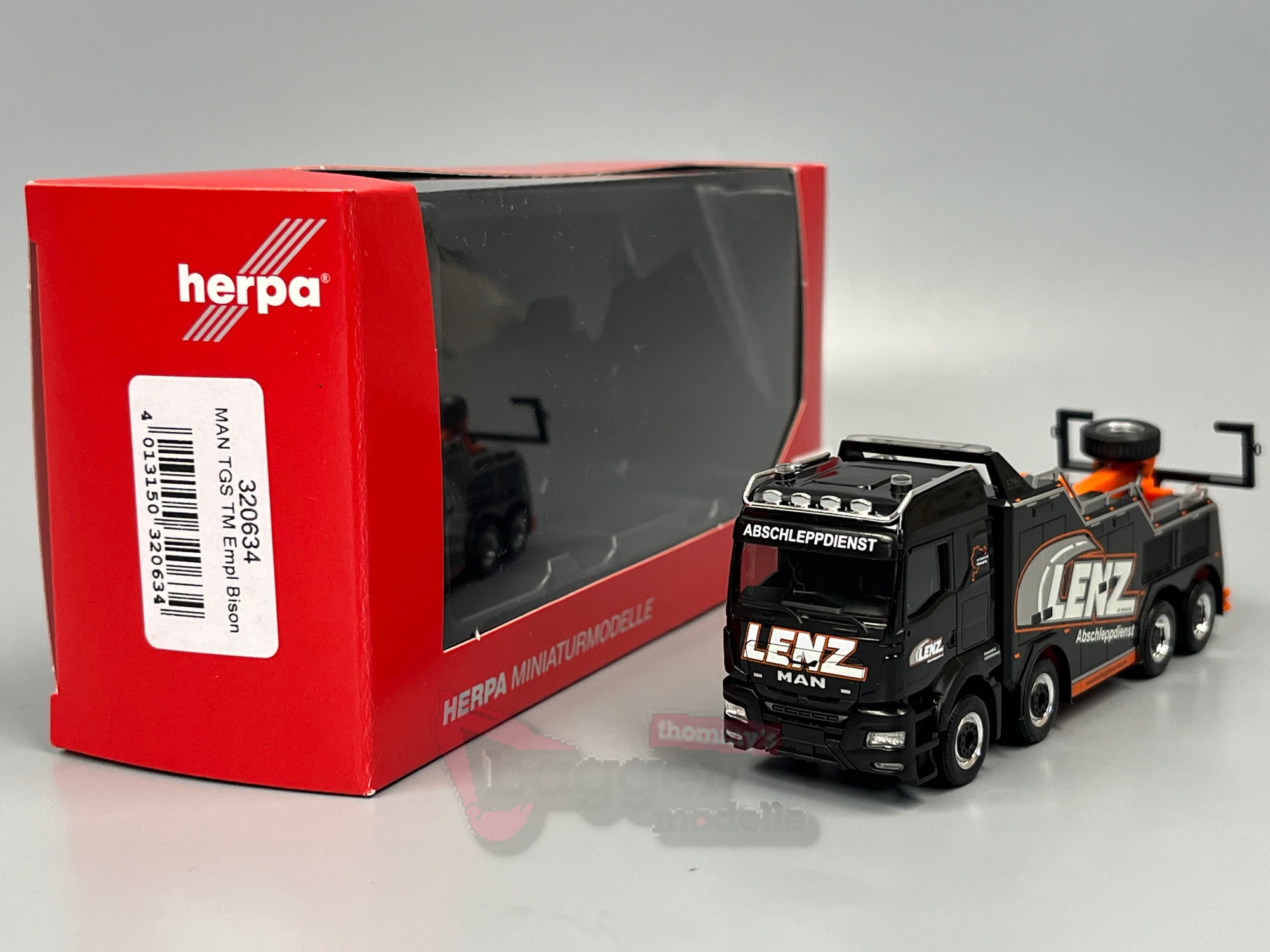 320634 - Herpa- MAN TGS TM Empl Bison Bergefahrzeug "Lenz"