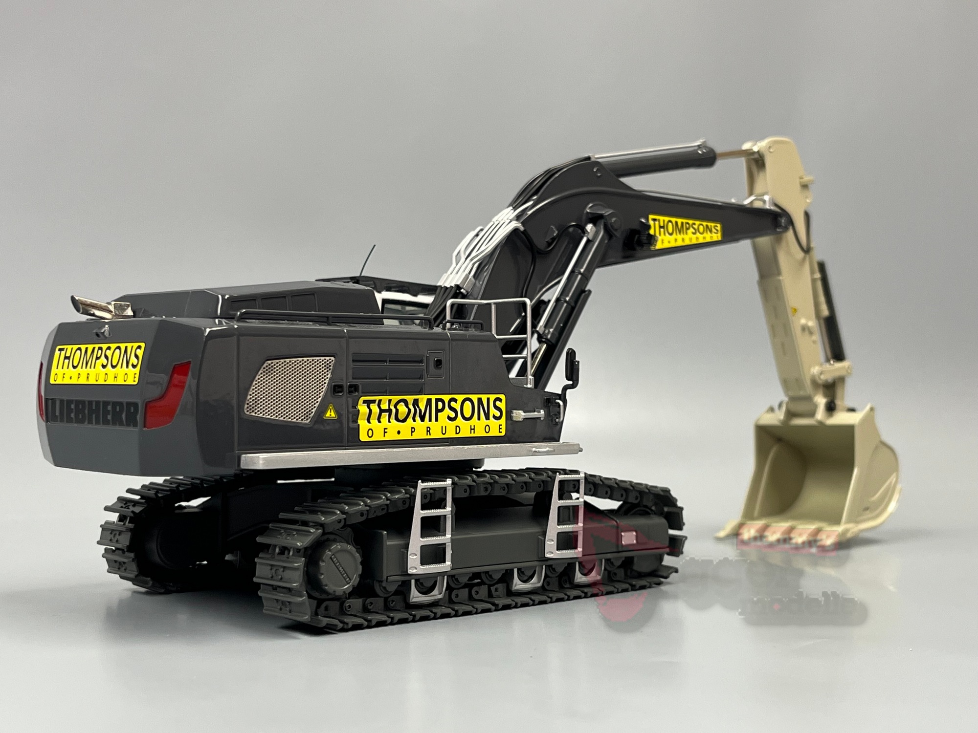 62-2013 - WSI - Liebherr R 970 SME Raupenbagger mit Tieflöffel und Abbruchzange - Thompsons - GB