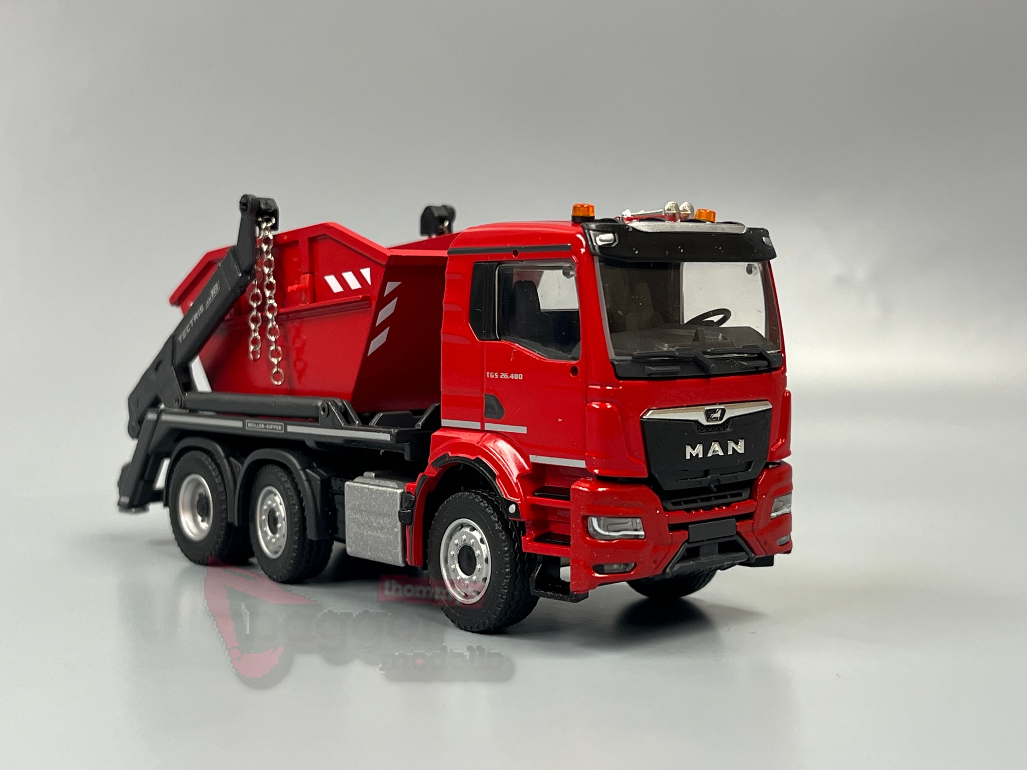 81264 - Conrad - MAN TGS NN 26.480 6x2 Meiller Tectris AK18 Absetzkipper, rot