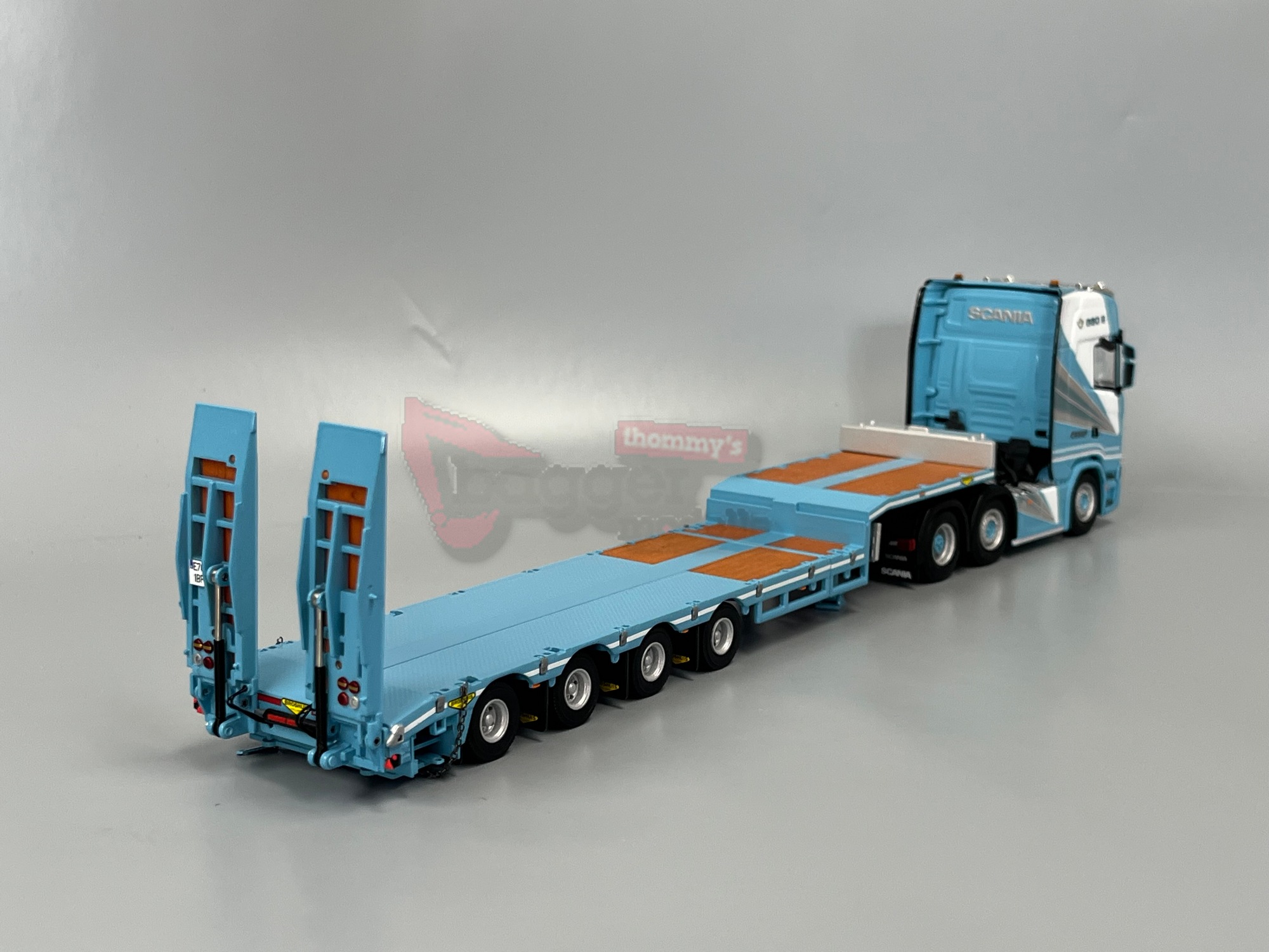 01-5147 - WSI - Scania S Highline 6x2 mit 4achs Semitieflader - Cepelludo - ES