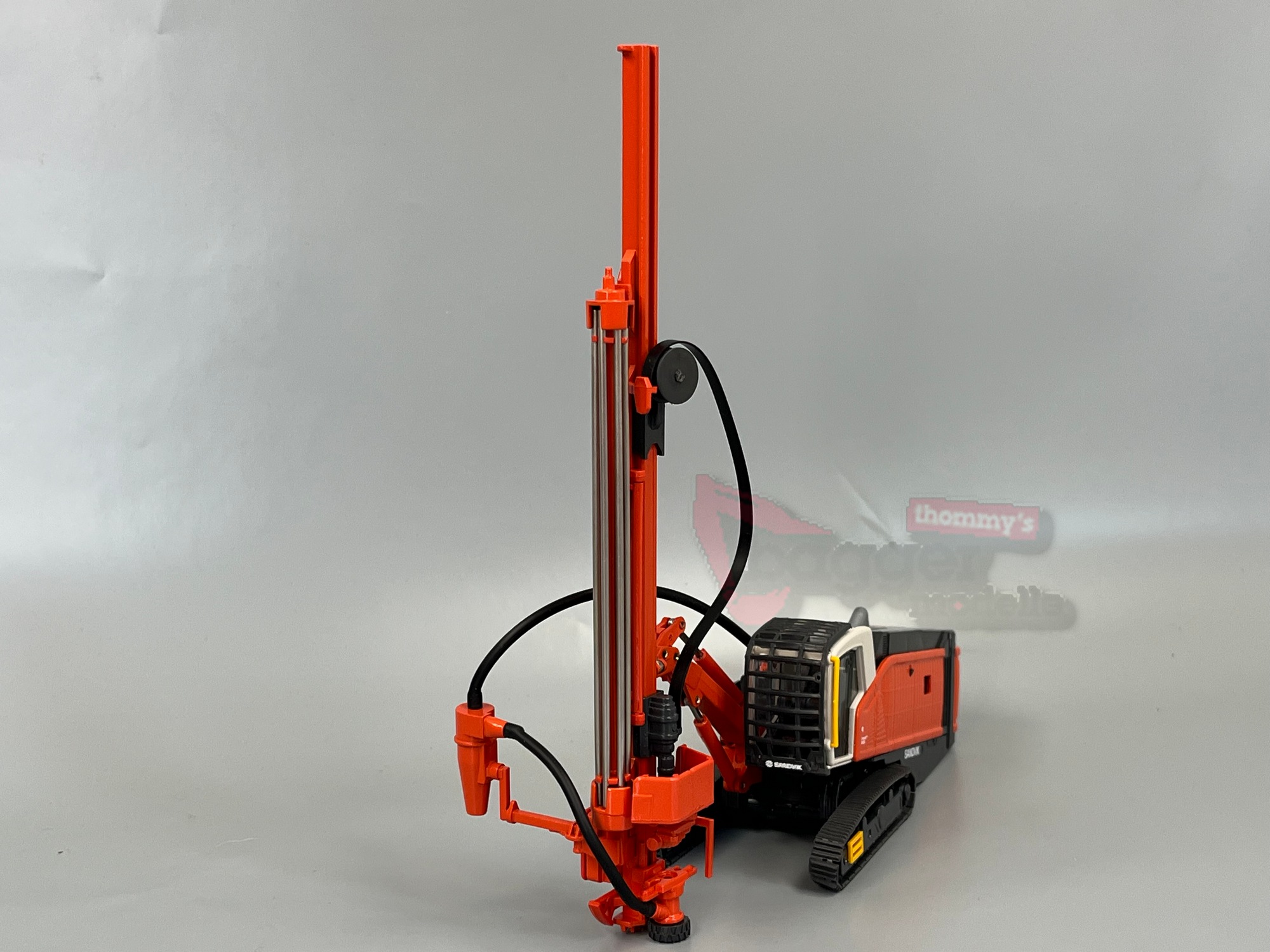 2525-2 - Conrad - Sandvik Leopard DI650i Oberflächenbohrgerät