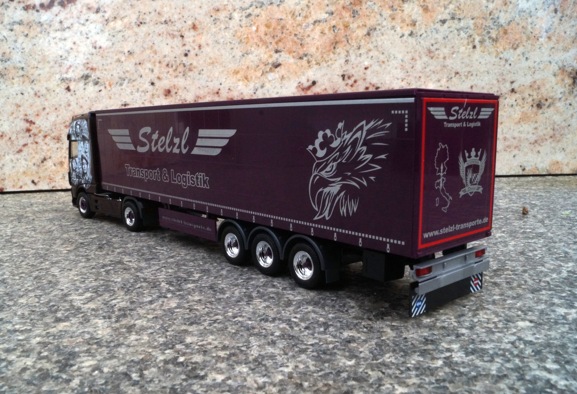 941259 -Herpa - DAF Gardinenplanen-Sattelzug  "Stelzl"