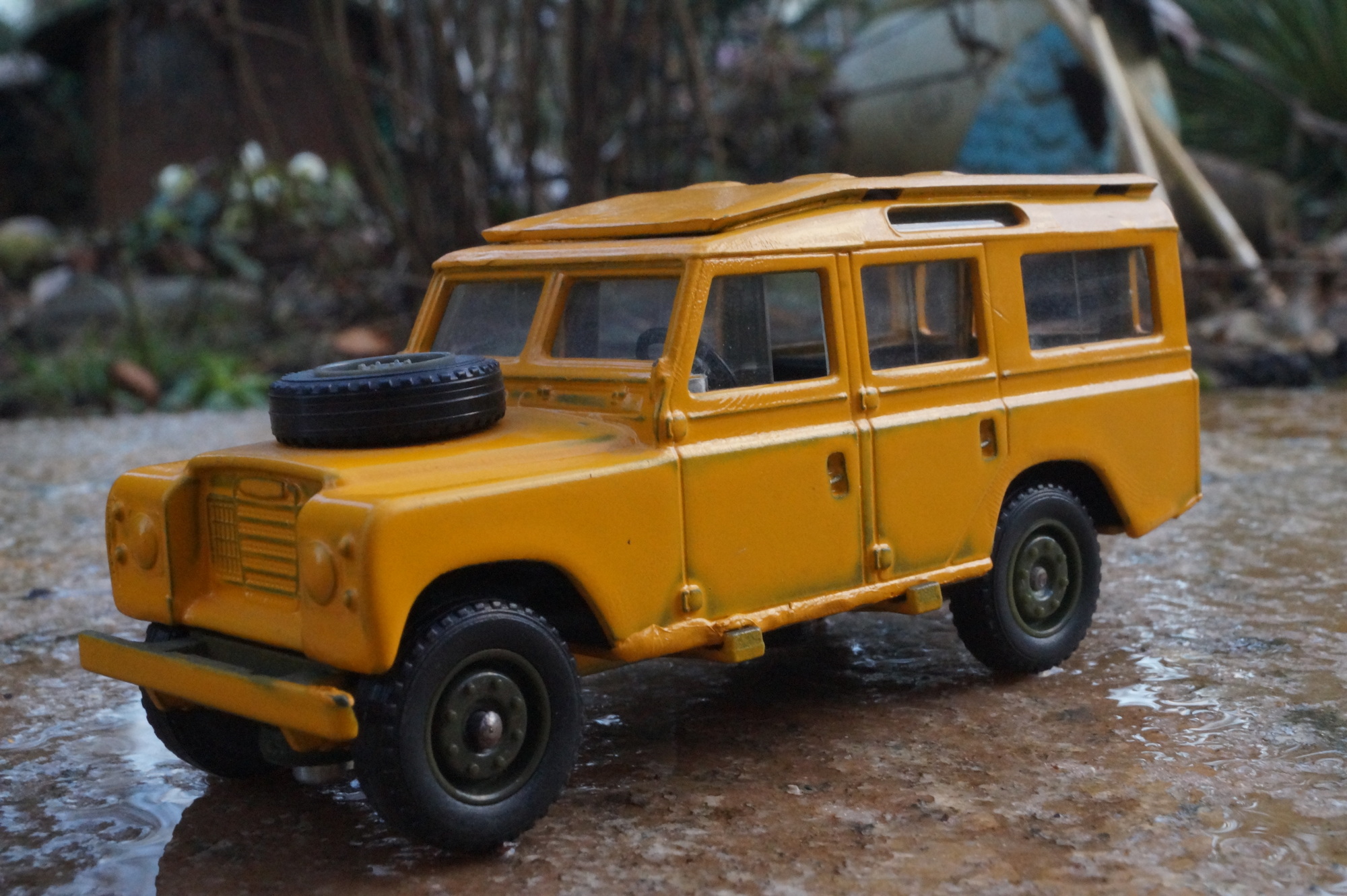 Land Rover Auto  1:43