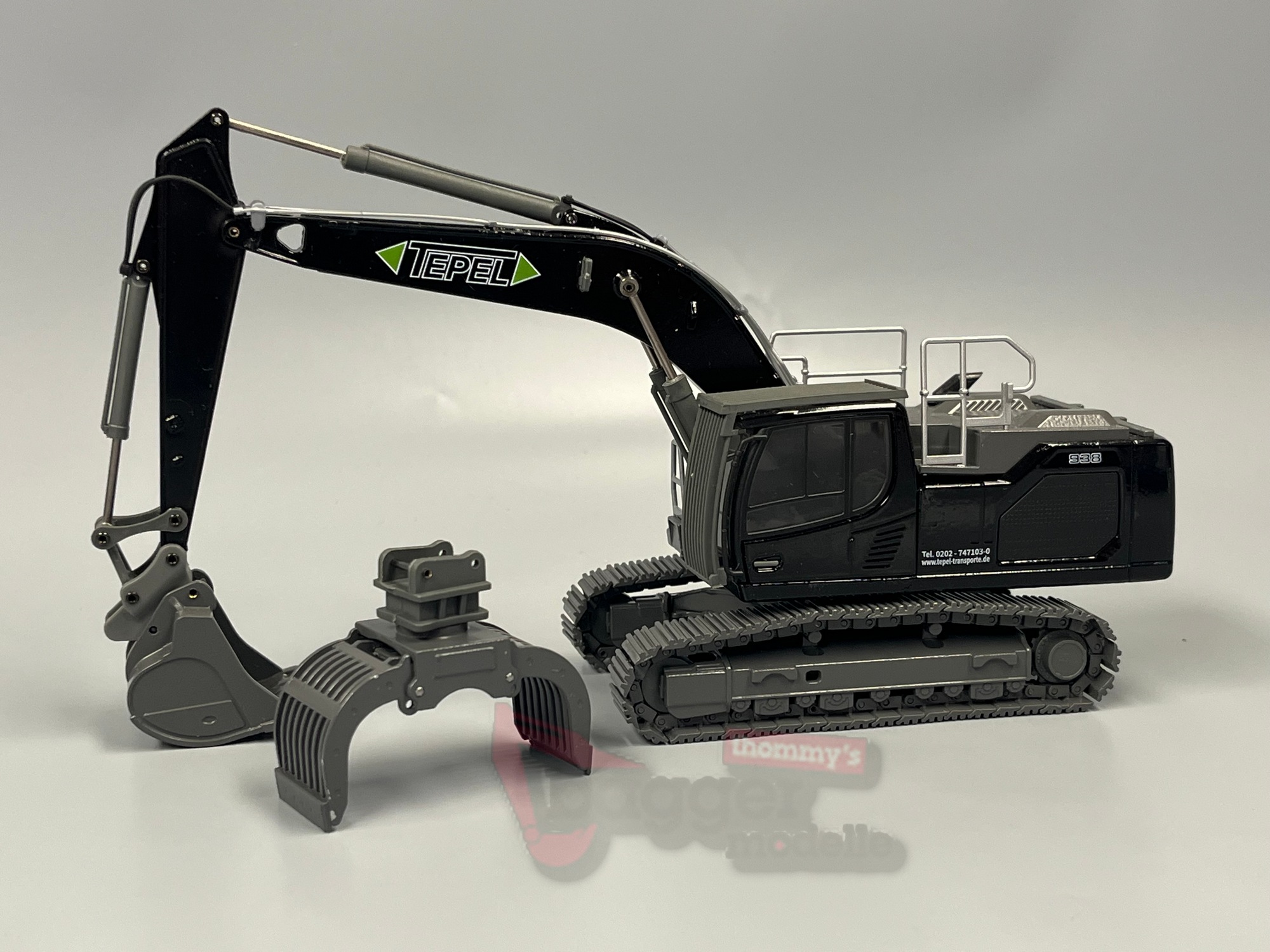 2215-24 - Conrad - Liebherr R 938 V  Hydraulikbagger "Tepel"