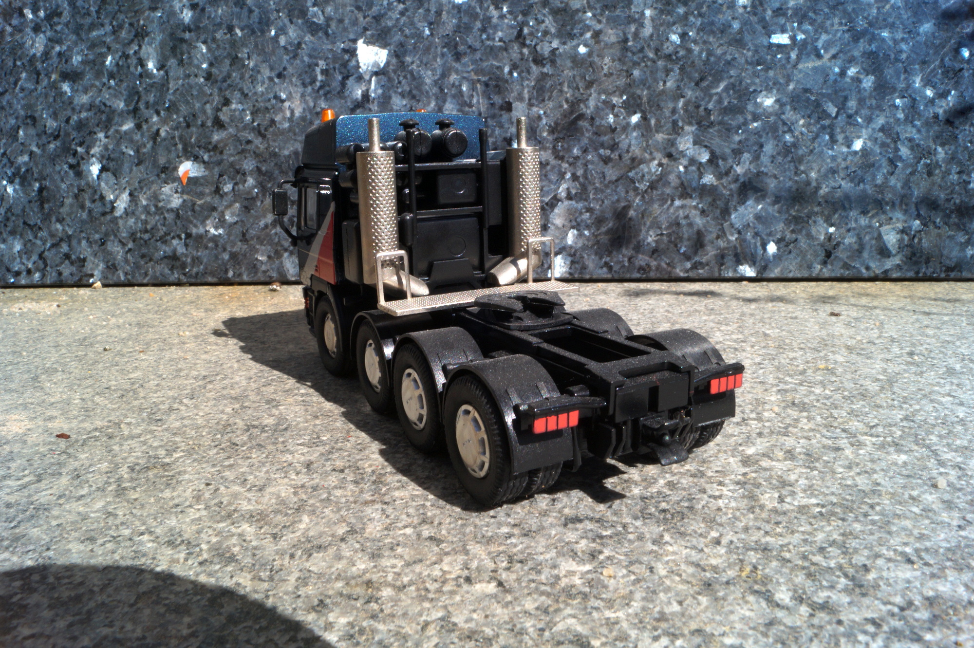 MAN 4 achs Schwerlastzugmaschine "Nooteboom Trailers BV"