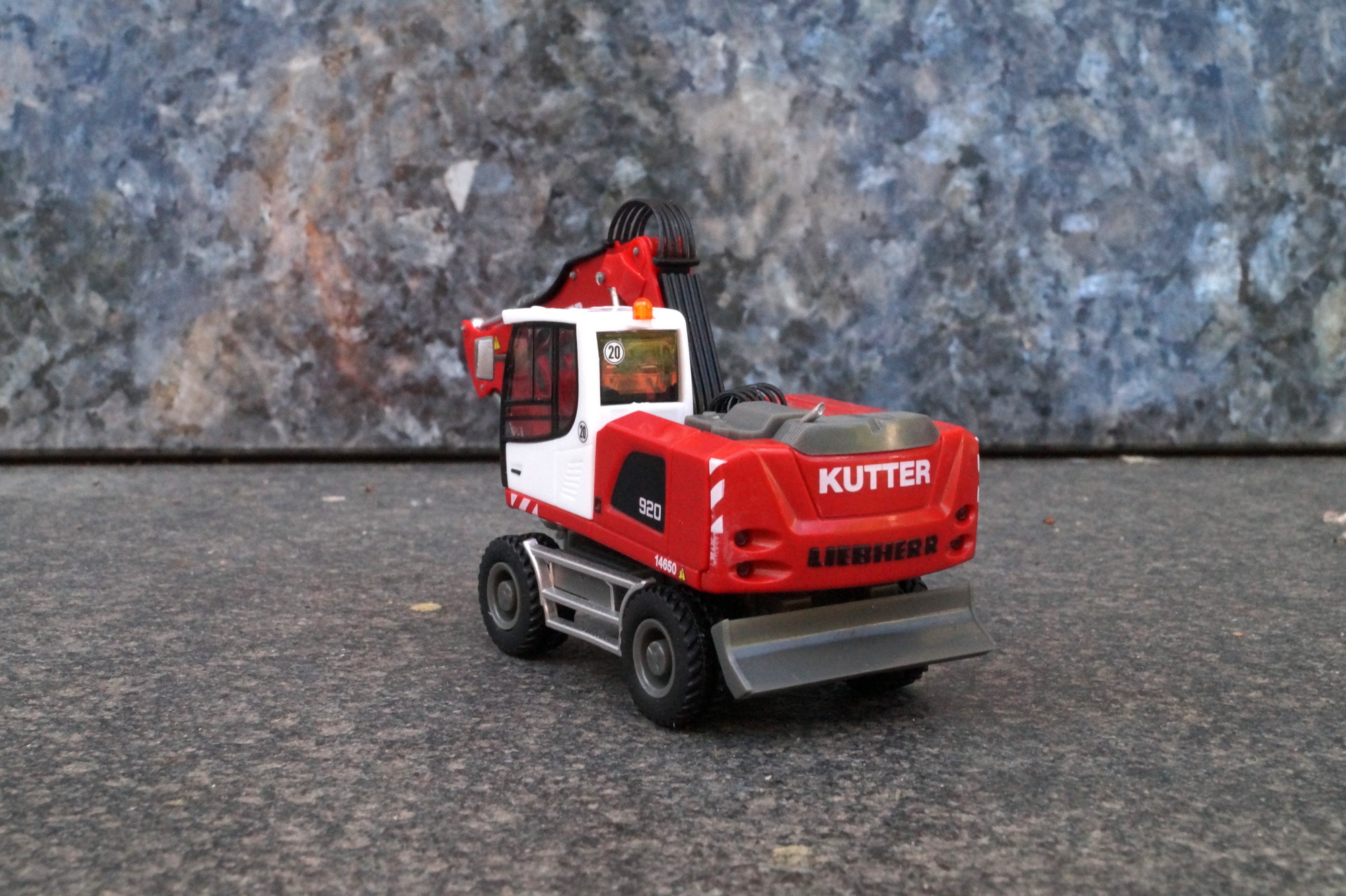314954 - Herpa -Liebherr A 920 Litronic  Mobilbagger„ Kutter“
