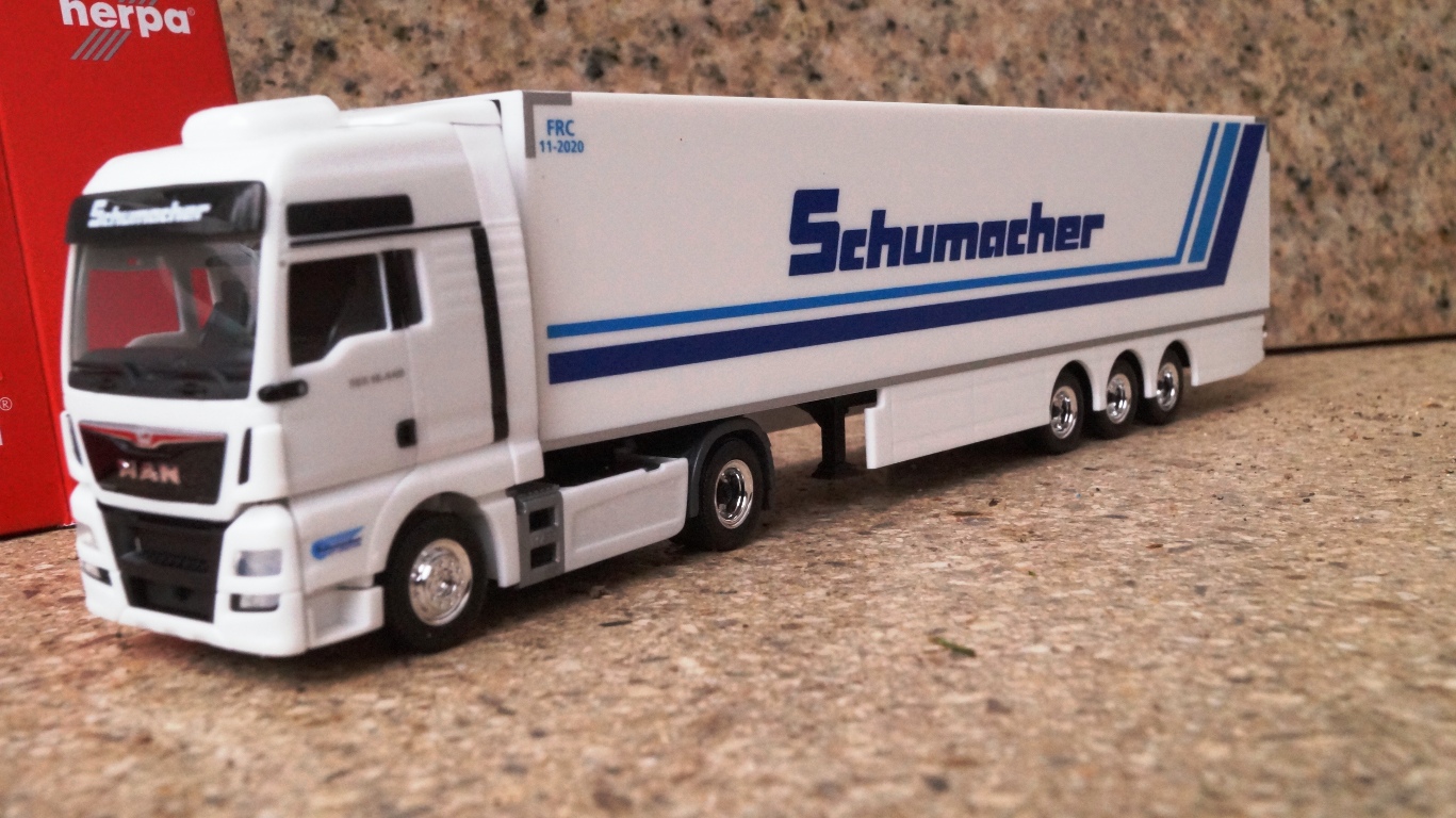 306263 - Herpa - MAN TGX XXL Euro6 Kühlkoffer-Sattelzug "Spedition Schumacher"