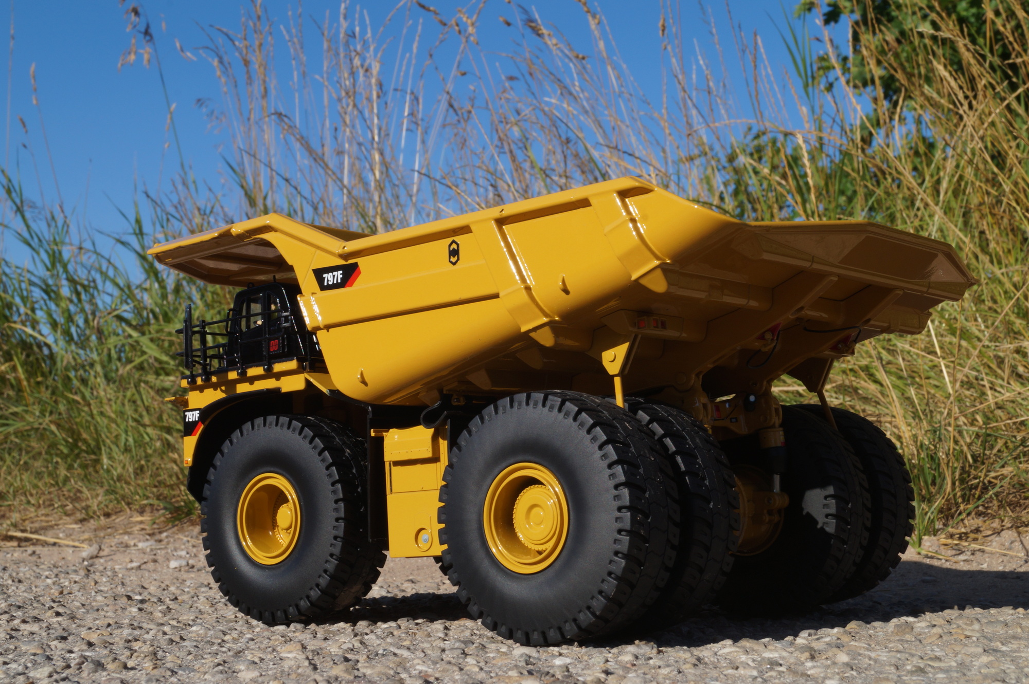 85655 -DCM - CAT 797F Muldenkipper "Tier 4"