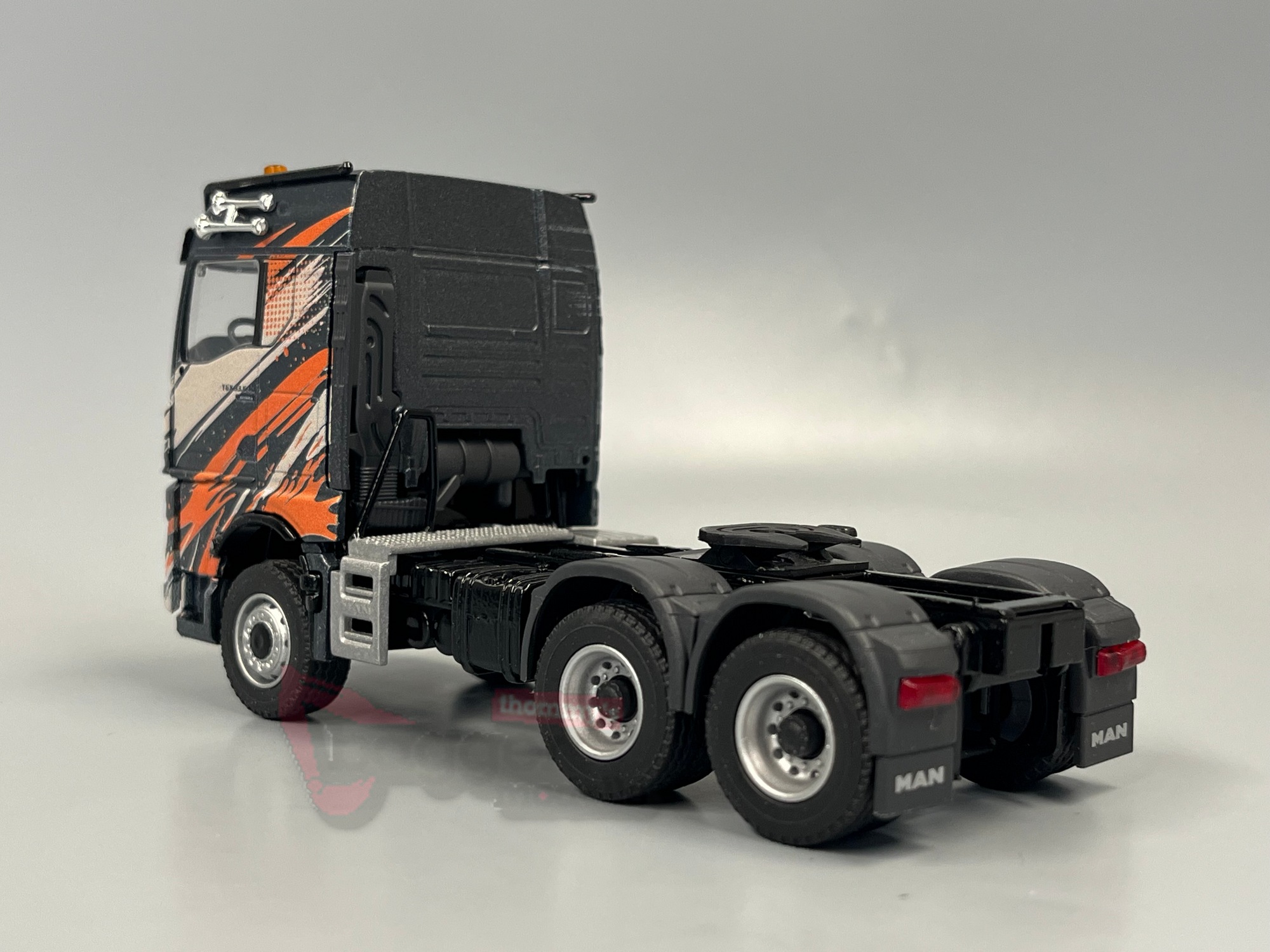 8005-1 -Conrad -MAN TGX GM 33.640 Schwerlast-Sattelzugmaschine
