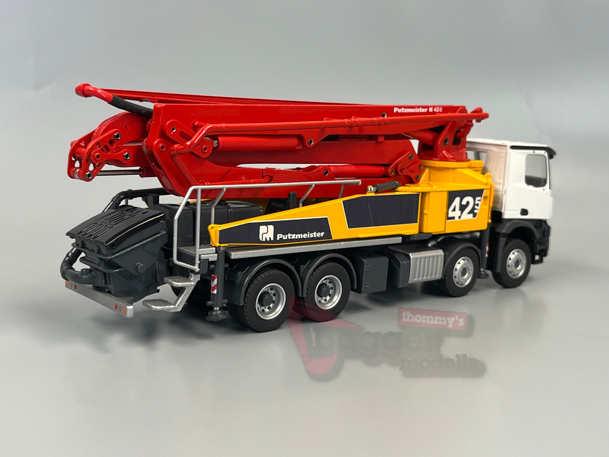 78199-6 - Conrad - Putzmeister  M42-5 RZ Betonpumpe auf  Mercedes-Benz AROCS  "Update"