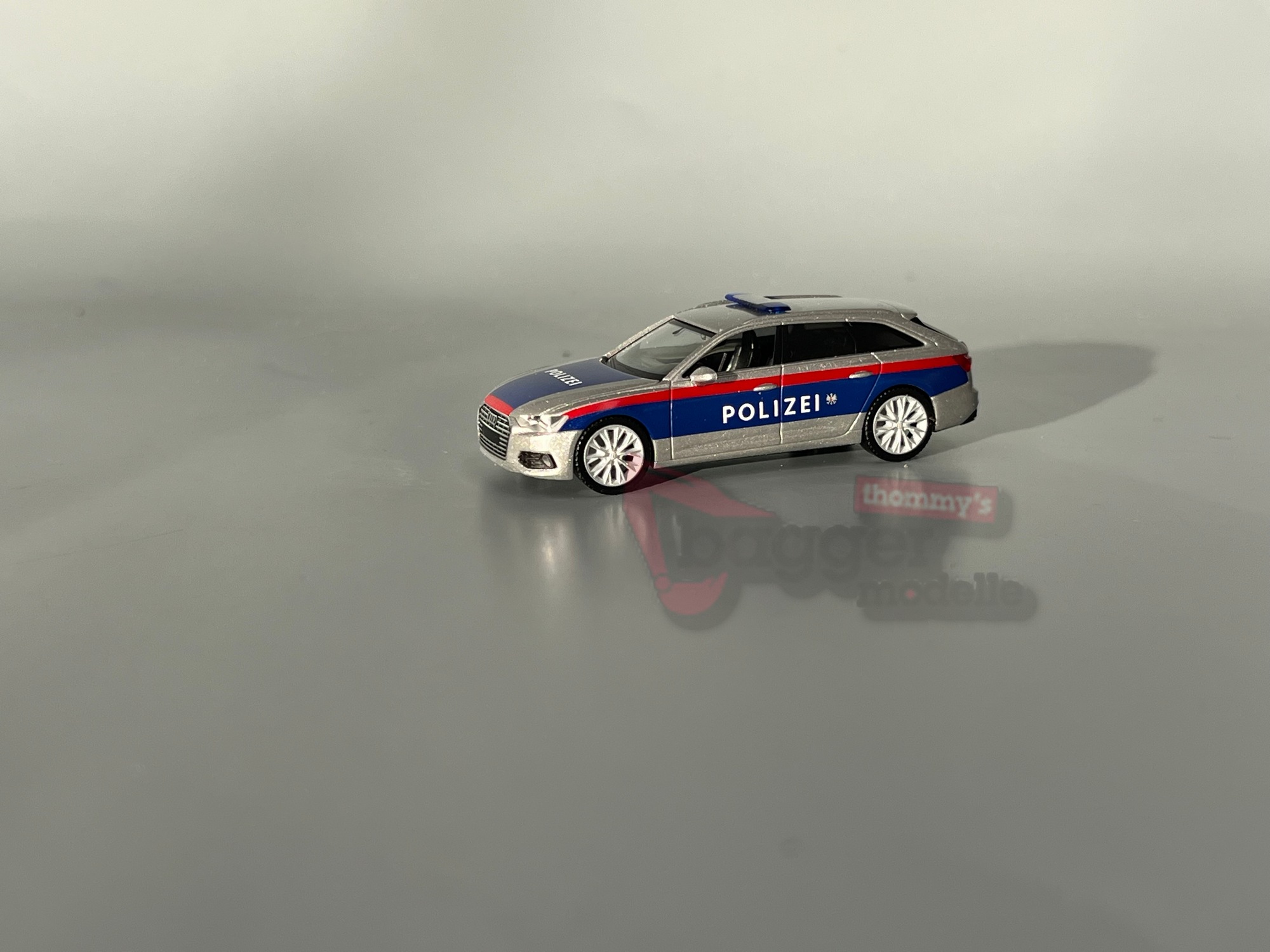 099103 - Herpa - Audi A6 Avant "Polizei Österreich 1:87