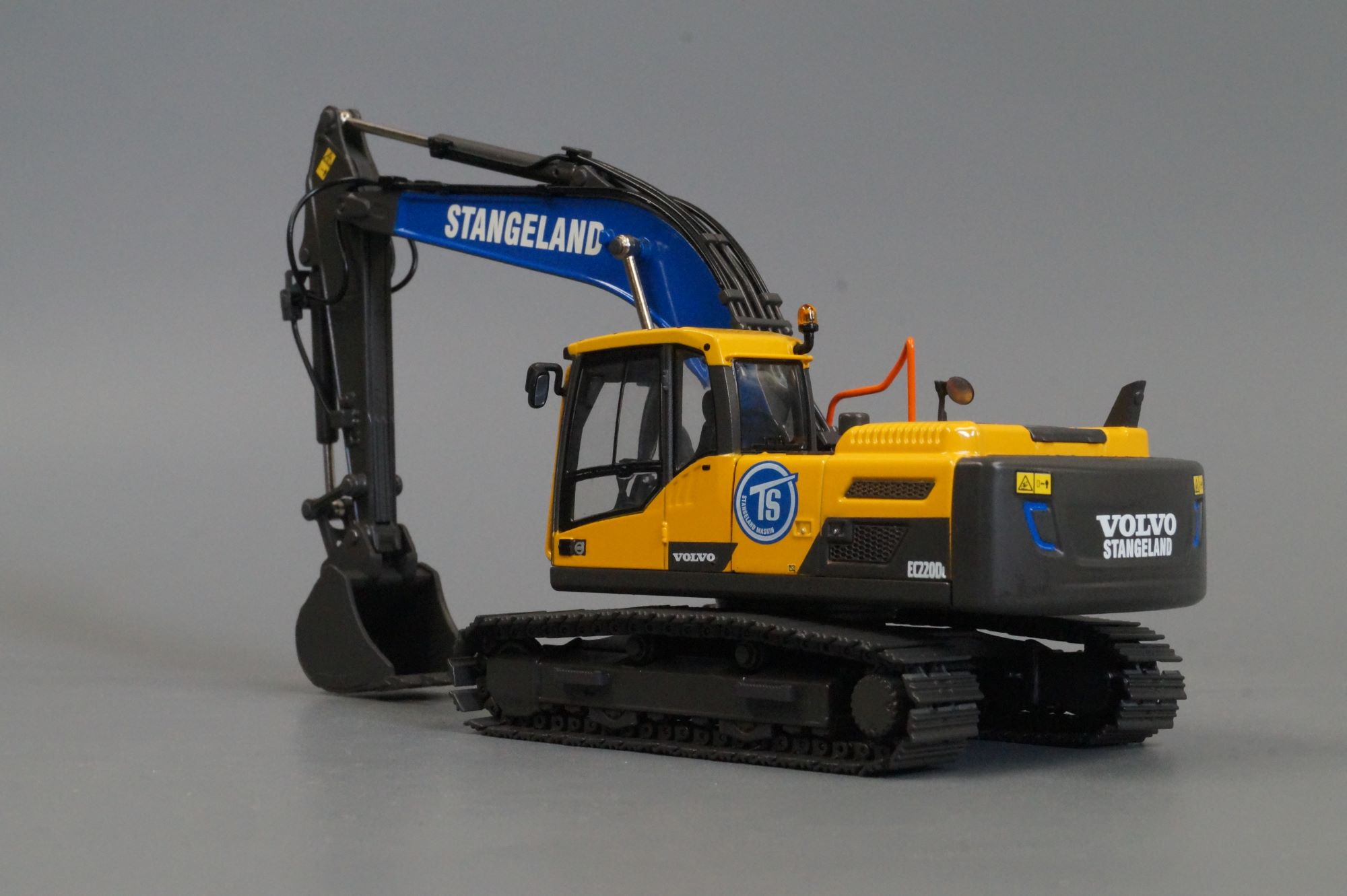 61-2009 - WSI - Volvo EC 220D Kettenbagger "Stangeland (Schweden)